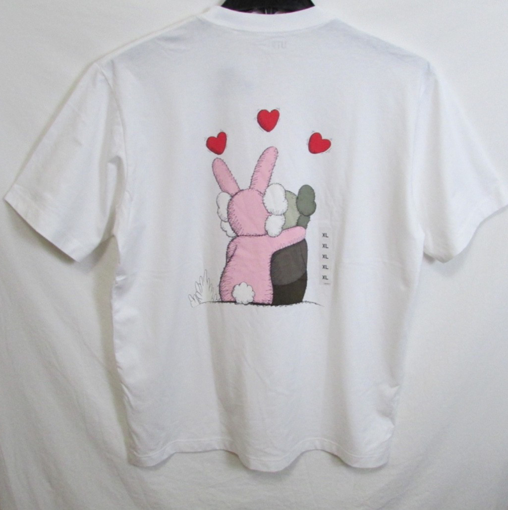 Uniqlo x Kaws+Warhol Japan Mens White Multicolor Couple Love T-Shirt sz XL Slim