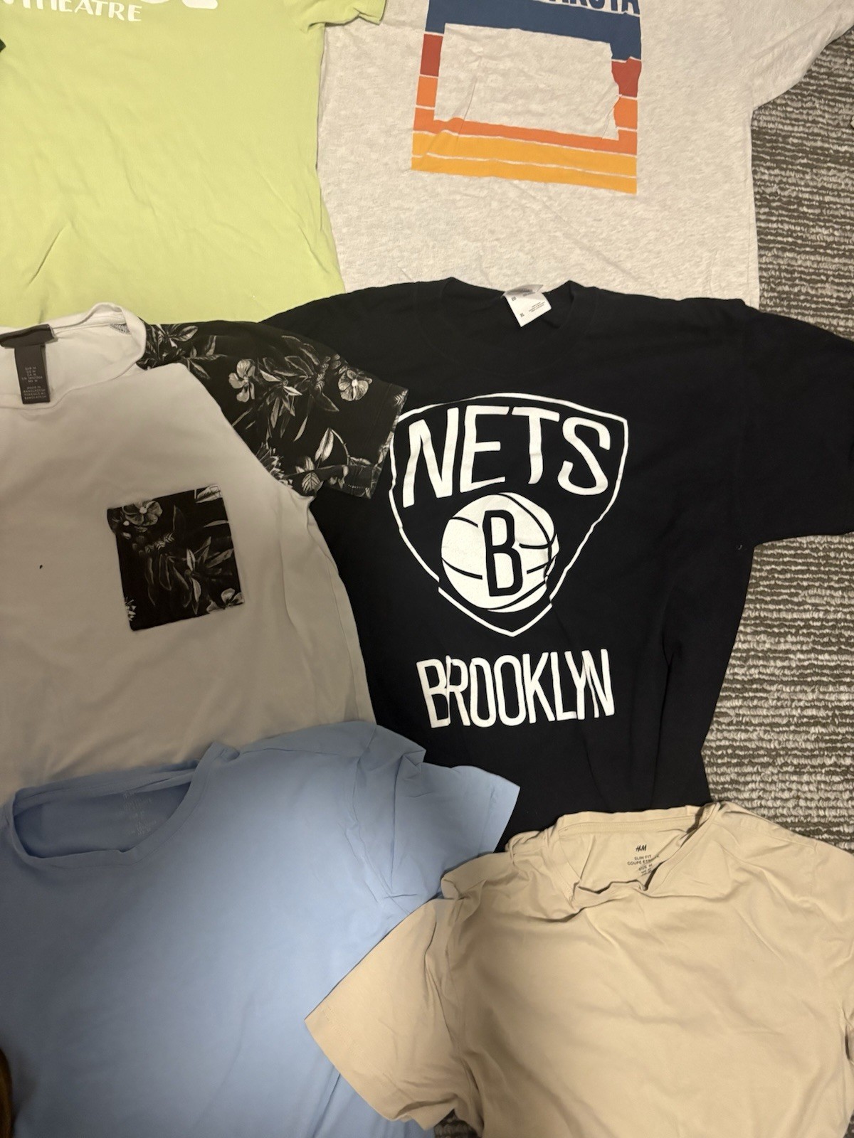 Mens Brand Name Designer T Shirt Lot Of 12 M/L UNDER ARMOR NFL HUMOR NBA