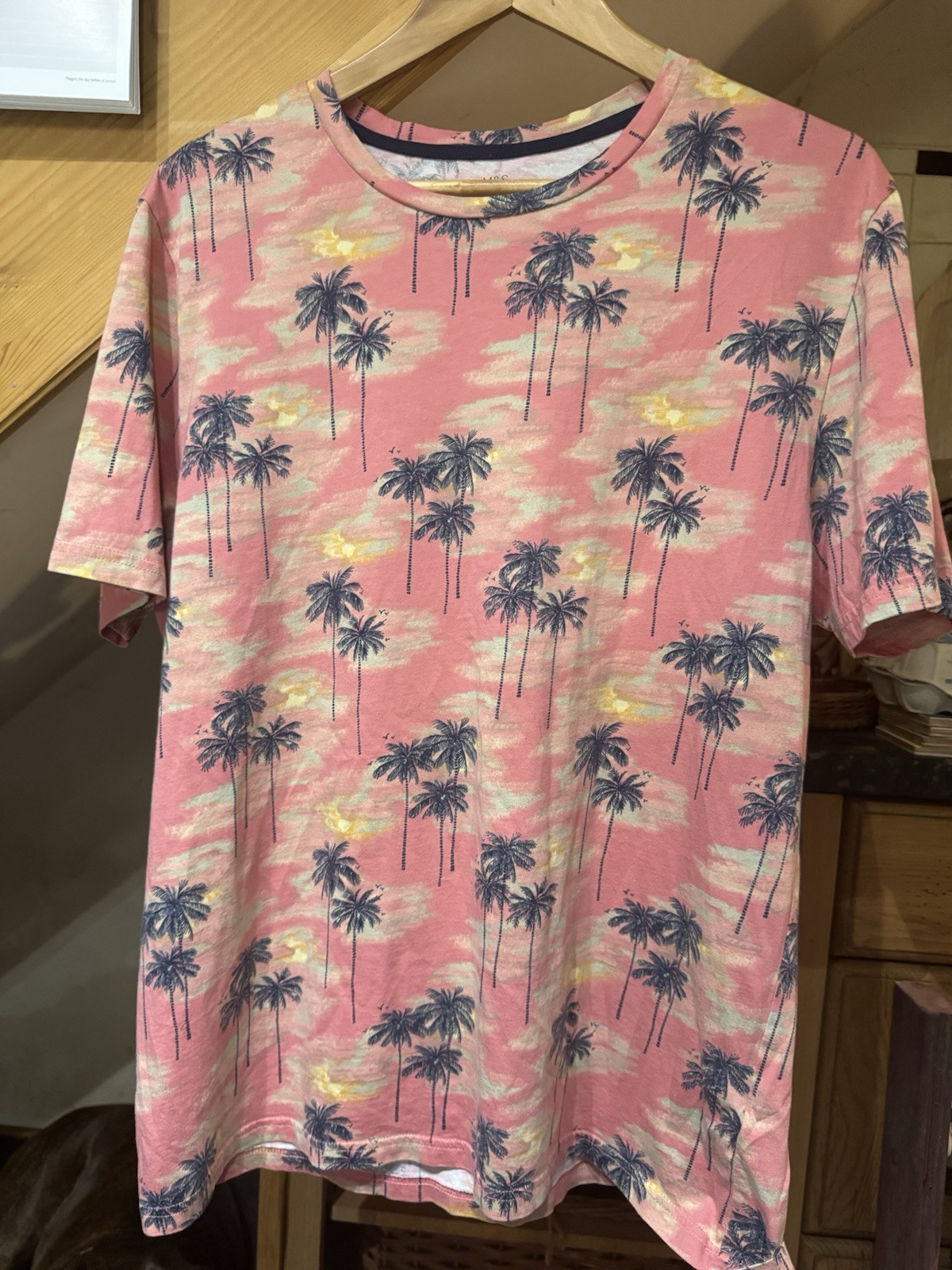 M & S Men’s XL Tropical Palms Design T Shirt Pure Cotton