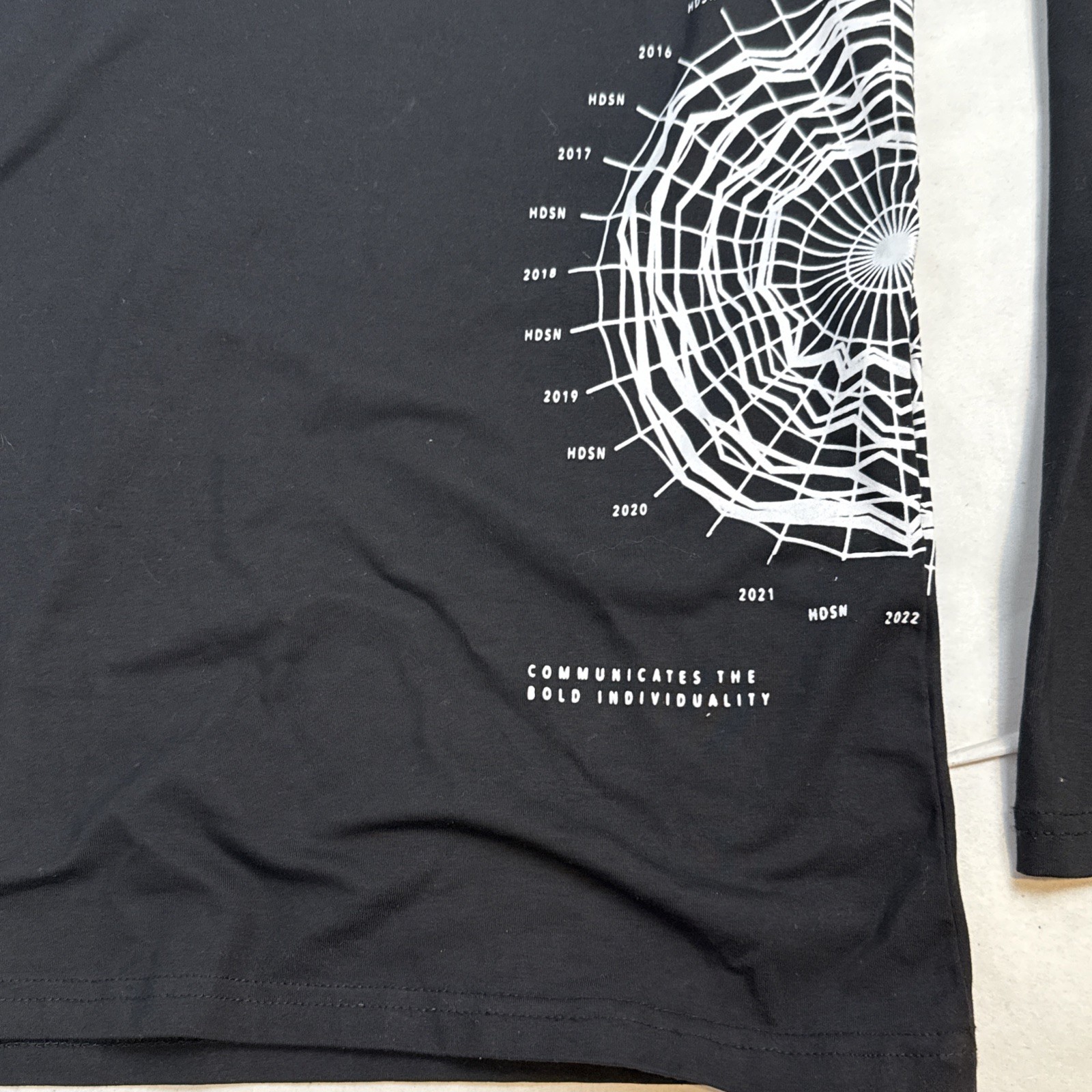 Hudson Outerwear Radar Graphic Print L/S T-Shirt Black Men’s Size XL Streetwear
