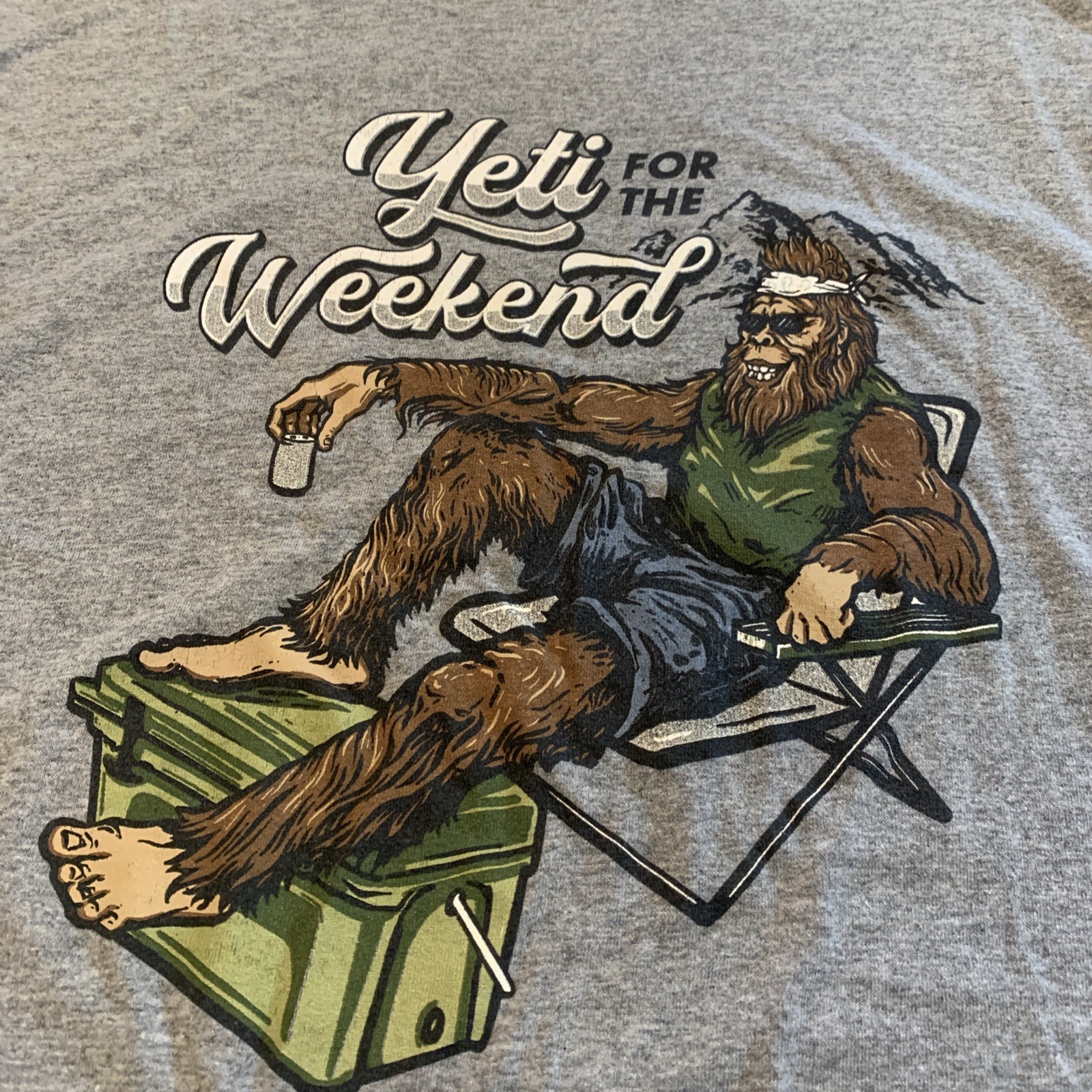 Men’s Medium Grey Yeti for The Weekend Funny Short Sleeve T-Shirt Cotton
