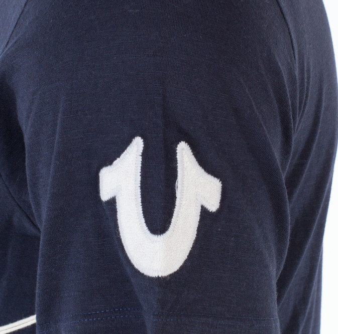 $79 TRUE RELIGION Navy UNIVERSITY OF TR Short Sleeve Applique Graphic T-shirt