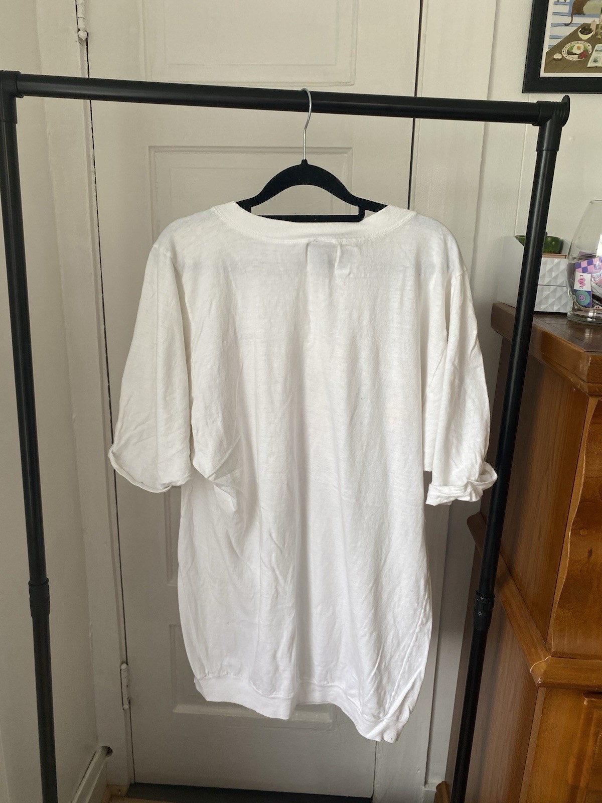Suite Lips White Cotton Graphic Heart Beach Ocean Crew Neck T-Shirt One Size