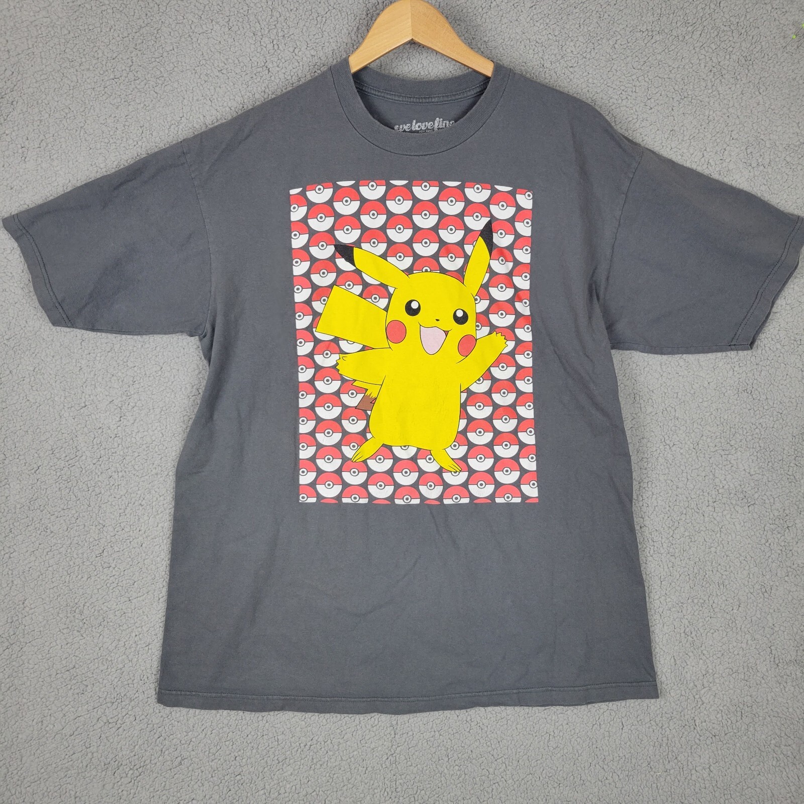 Pikachu Pokemon Mens XL Shirt Graphic Gray Poke Ball Retro Short Sleeve