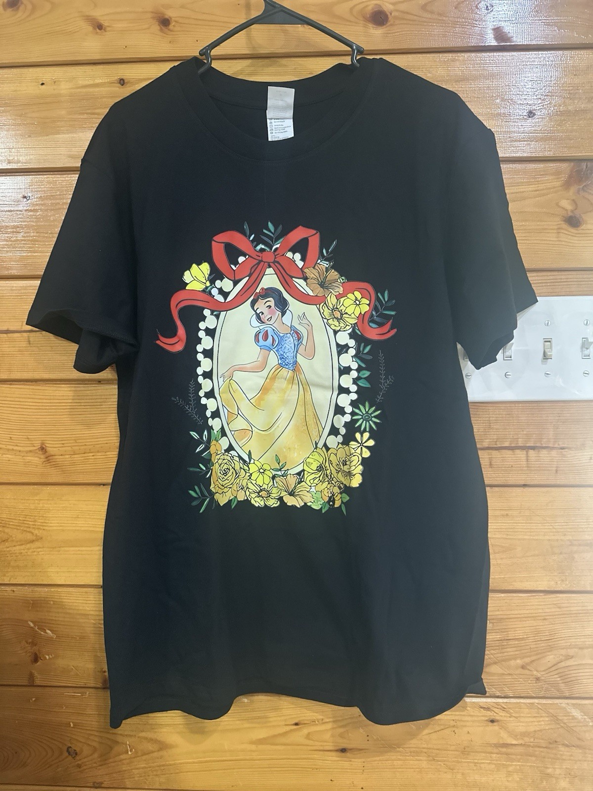 Disney Snow White Black Graphic Men’s Cotton Jersey Crew Neck T-Shirt