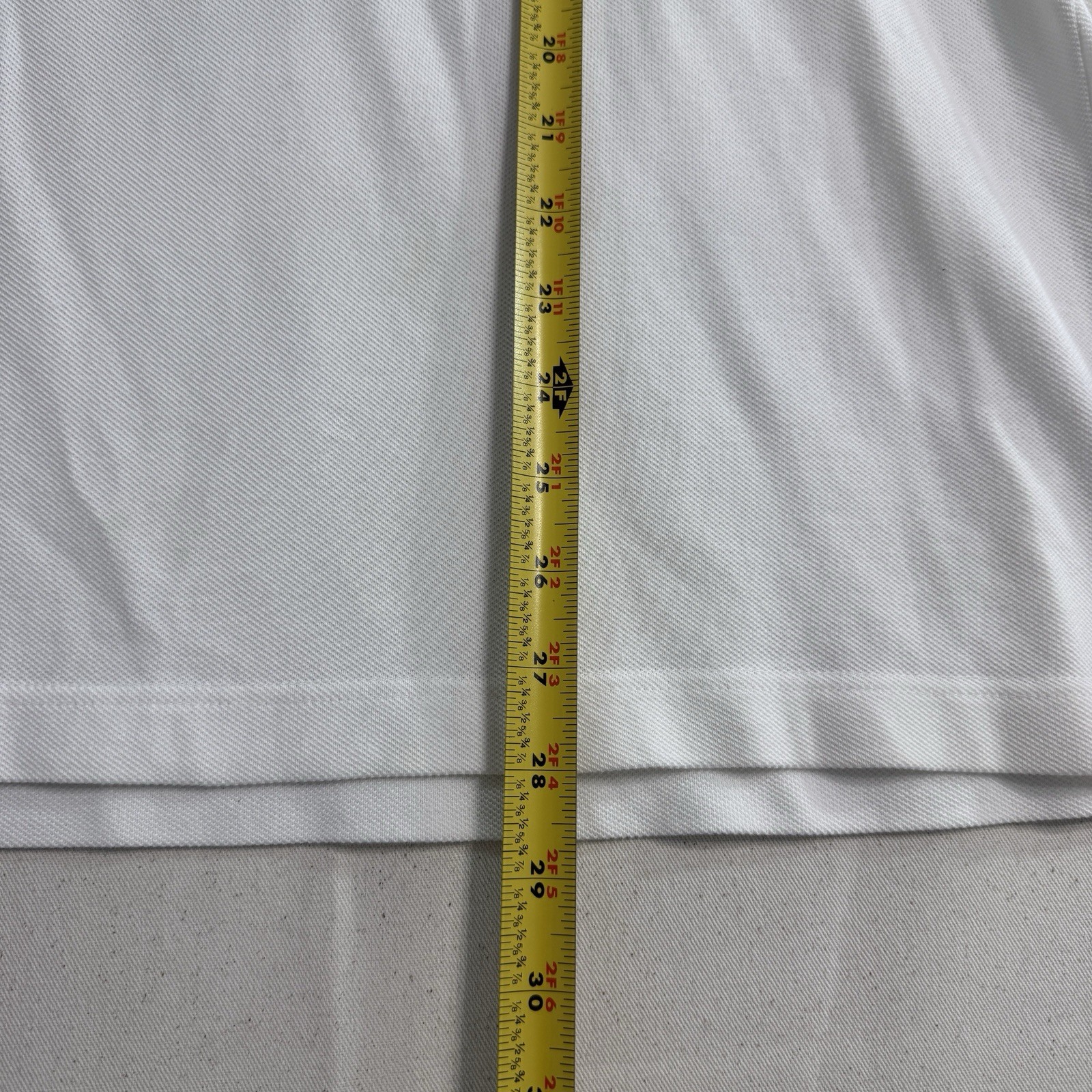 Lacoste Men’s Classic Logo T-Shirt, White Size 5 *stains