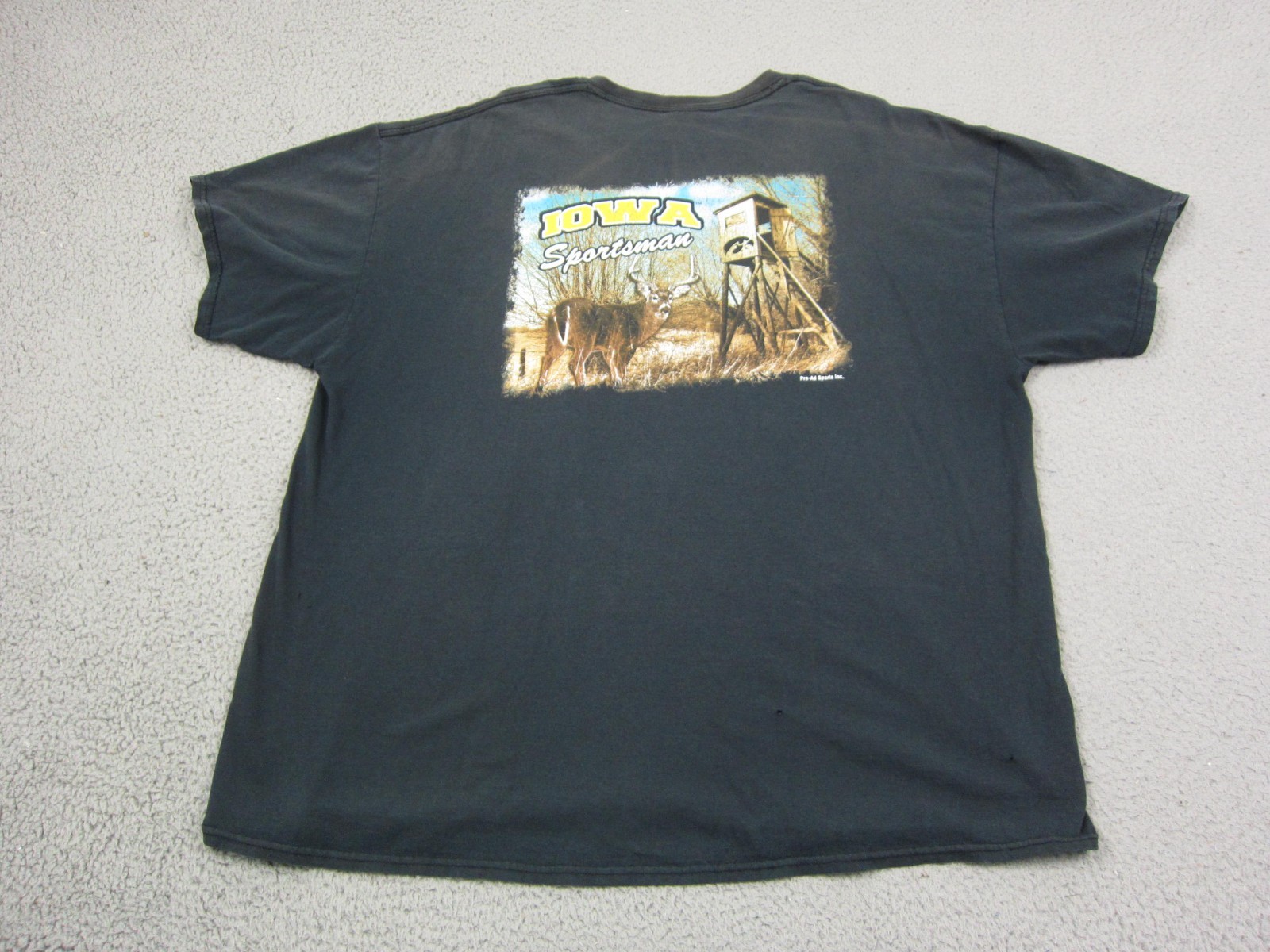 Vintage Iowa Sportsman Shirt 2XL XXL Black Deer Hunting Graphic Outdoors Classic