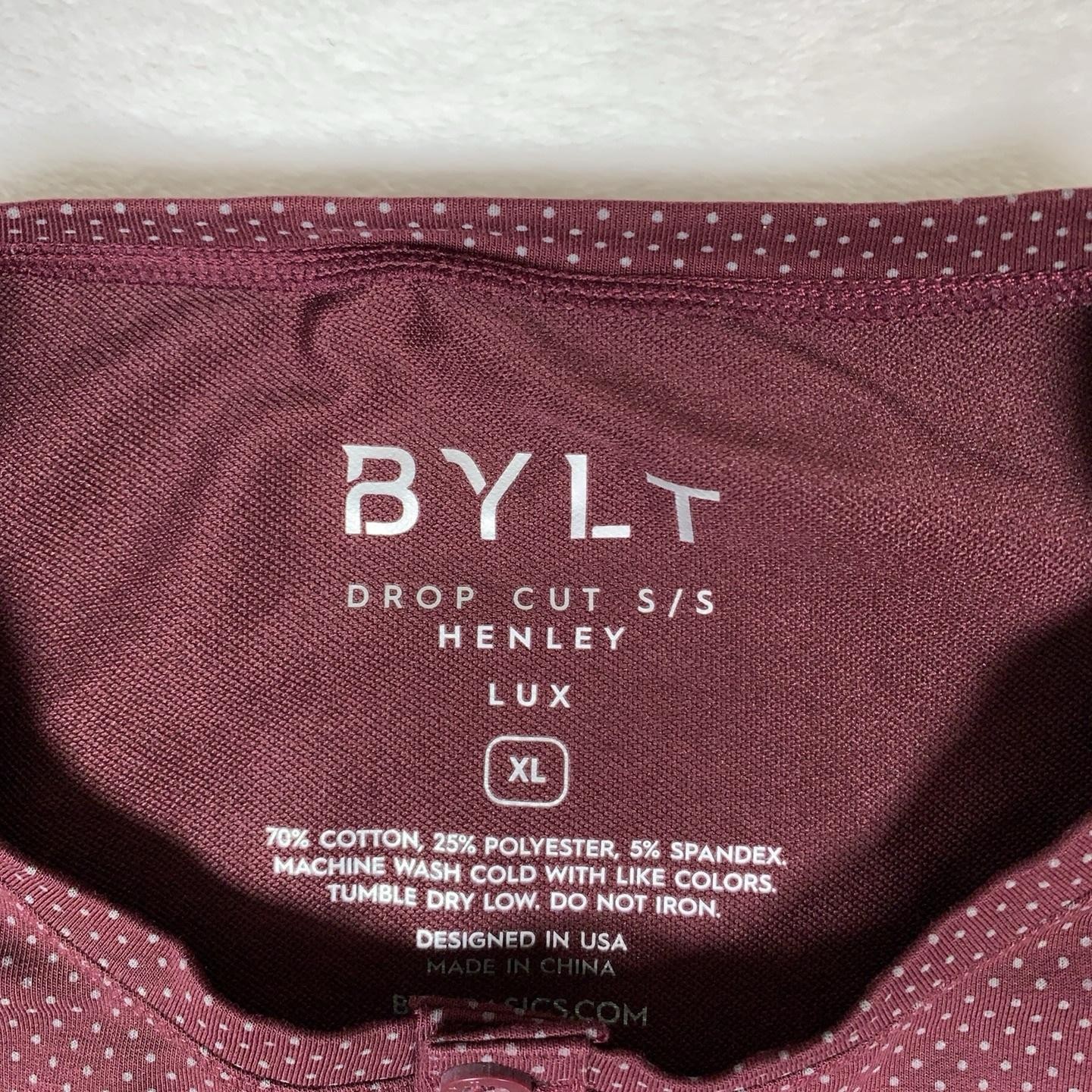 BYLT Drop-Cut Henley Shirt Mens XL Red Polka Dot LUX Short Sleeve Athletic Fit