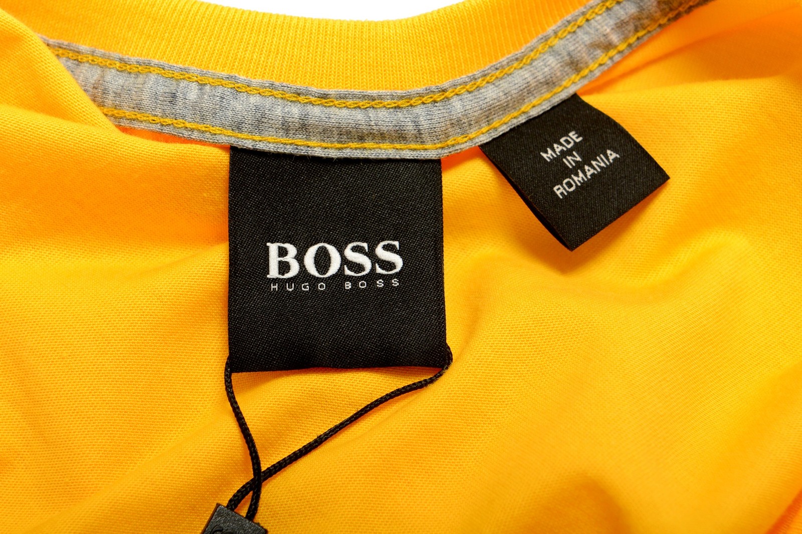 Hugo Boss Men’s “Tiburt 33” Yellow Short Sleeve T-Shirt US 2XL IT 56