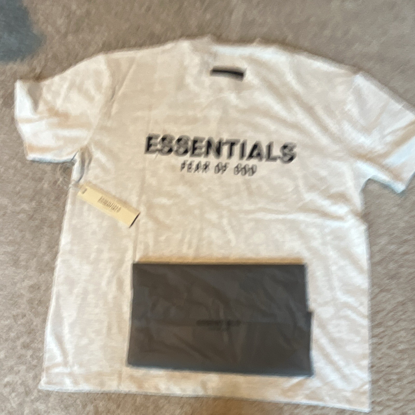 ESSENTIALS Fear of God Men’s T-Shirt Size S Dm for details
