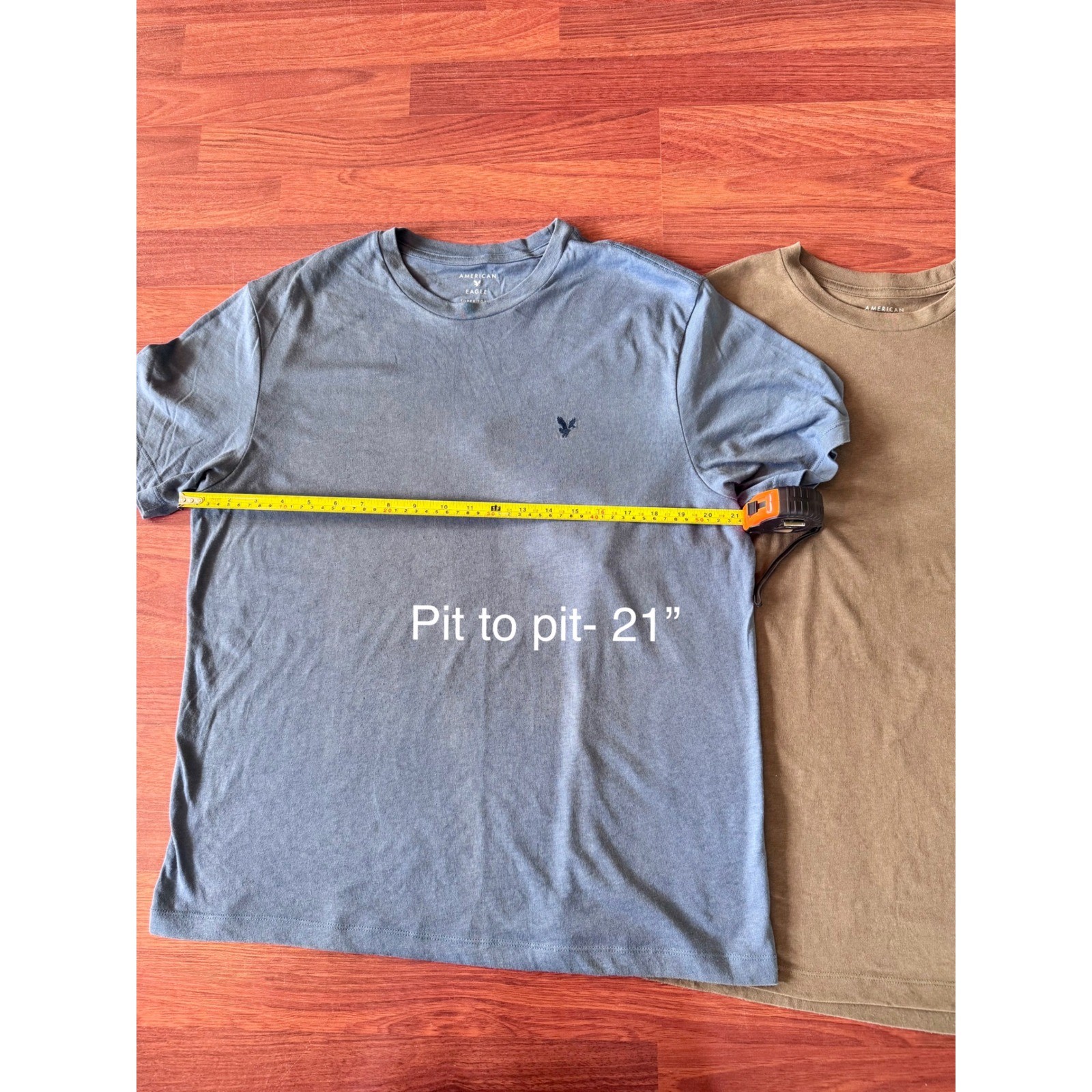 Bundle of 2 American Eagle Super Soft T-Shirts Mens Medium Blue Olive
