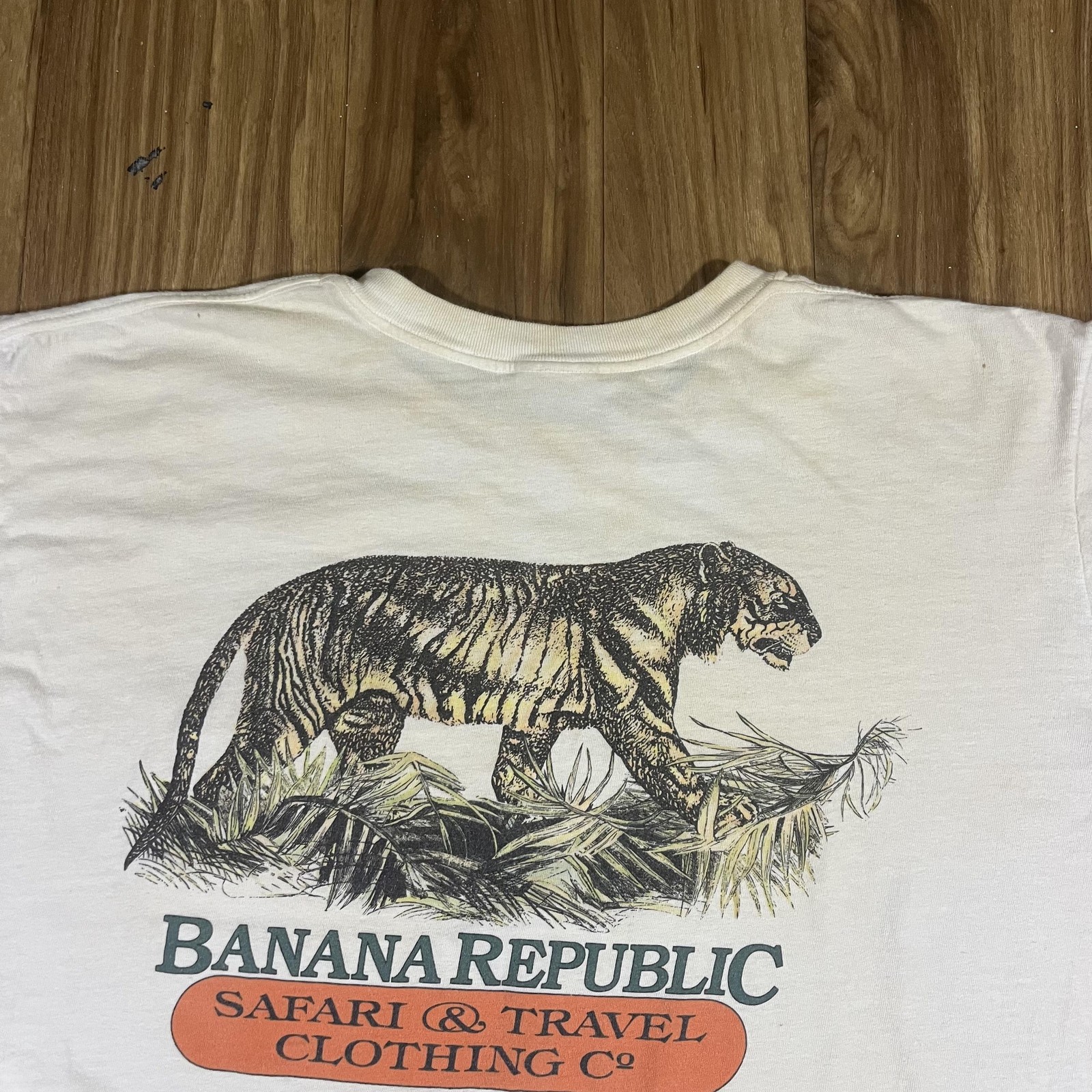 Vintage Banana Republic Shirt Mens Large White Tiger Safari Graphic Pocket Tee
