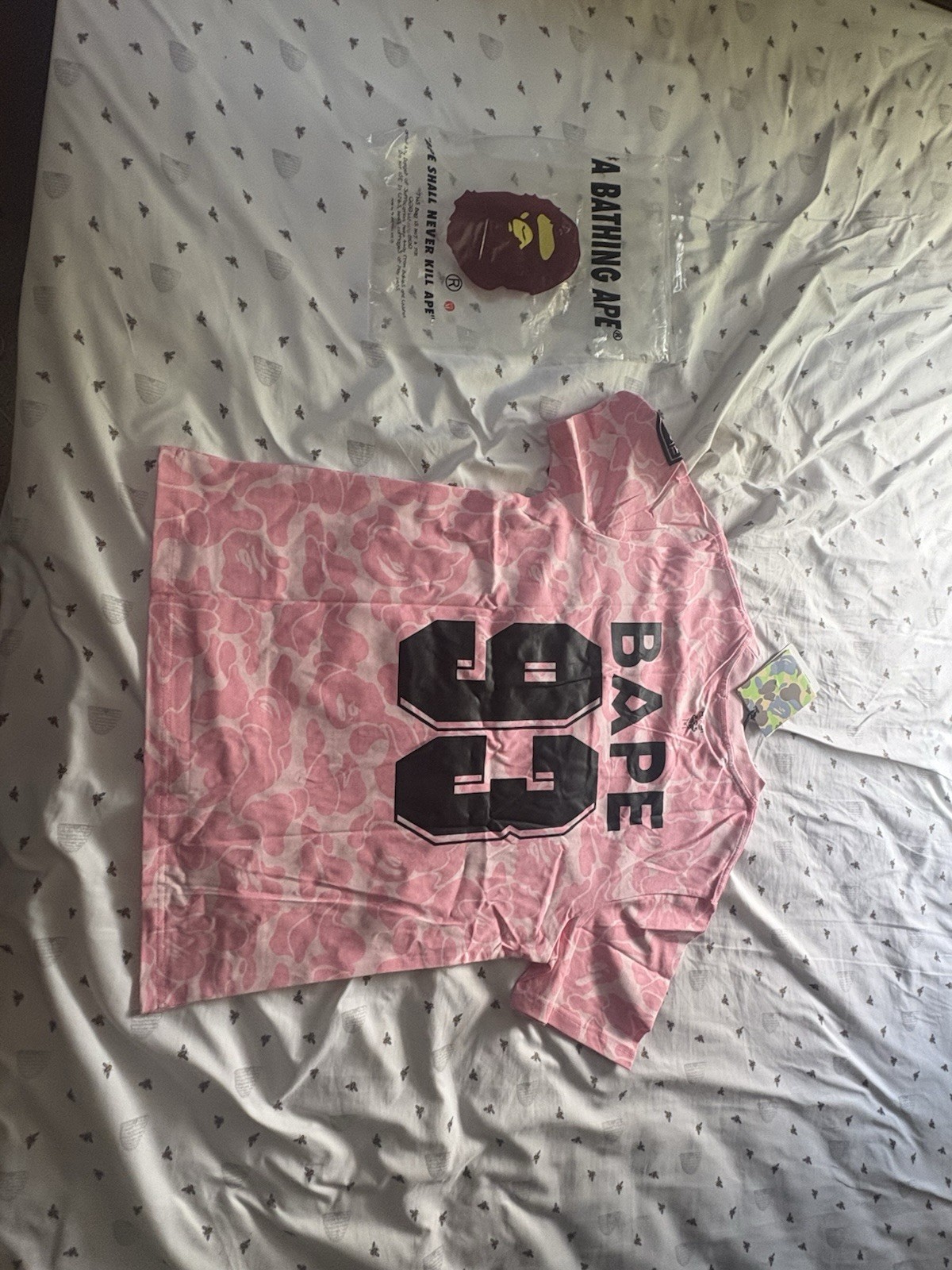 A Bathing Ape BAPE x Inter Miami CF Miami Pink Camo Crew Neck Tee M (ITS NEW)