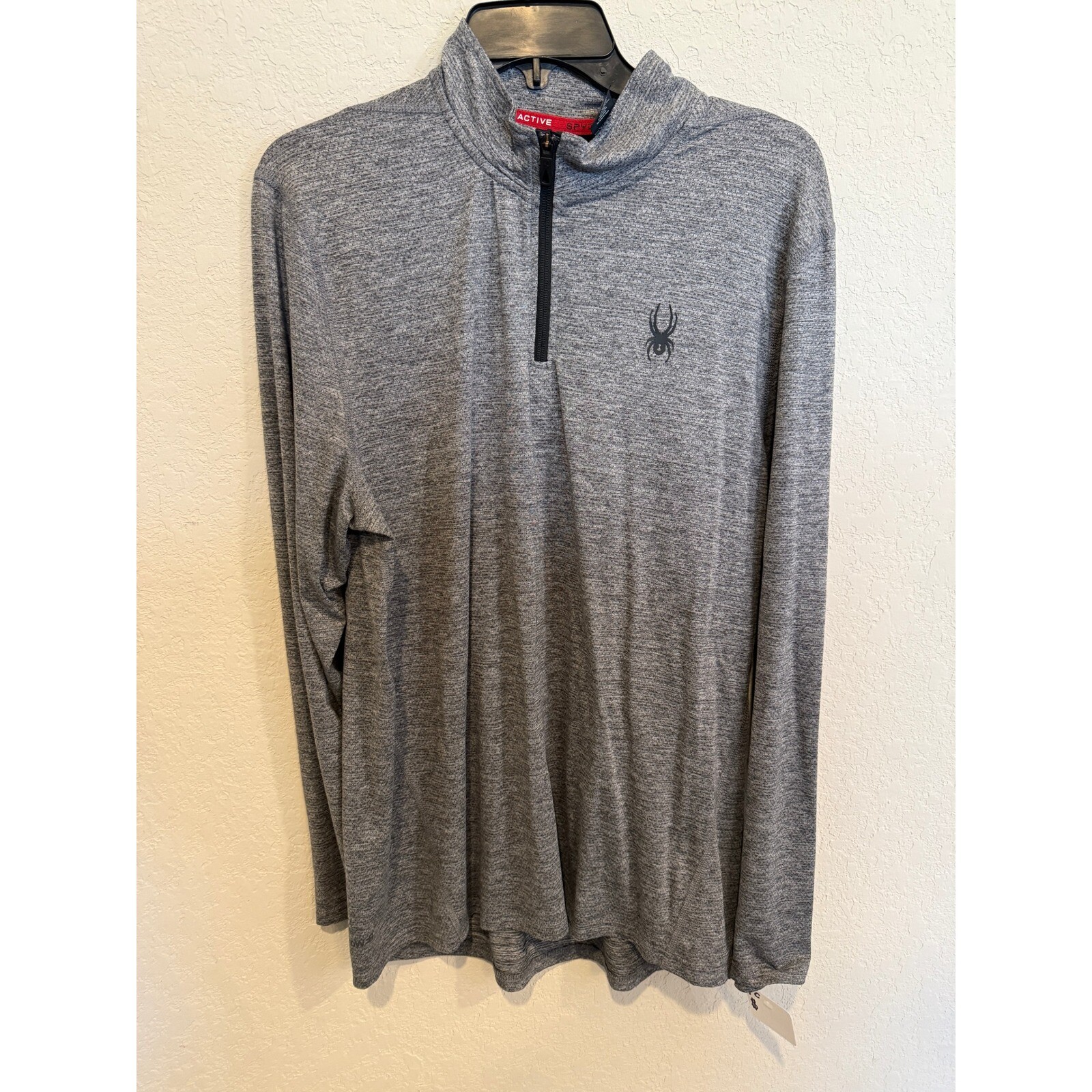 Spyder Active Wear long sleeve shirt size Large L EUC gray Pullover 1/4 zip