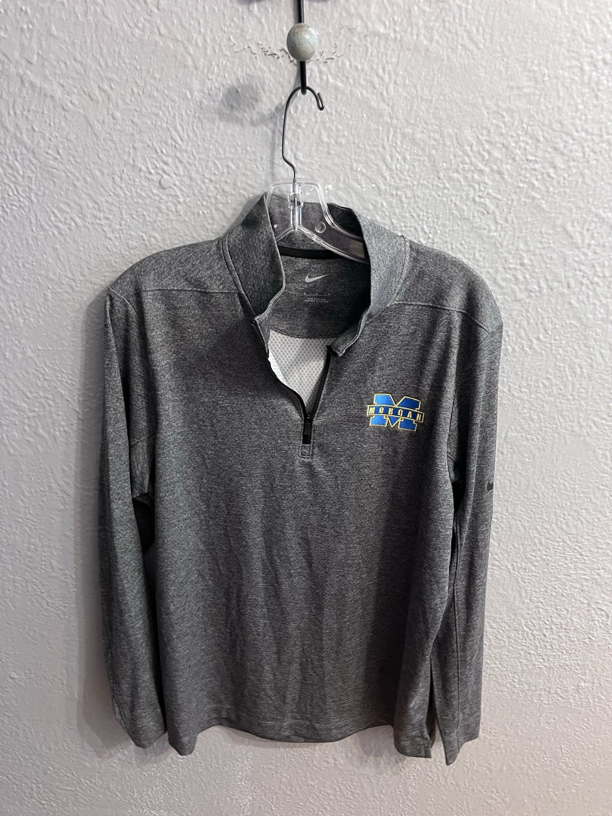 Nike Gray 1/4 Zip Long Sleeve Pullover Morgan County KY Size Medium Men’s