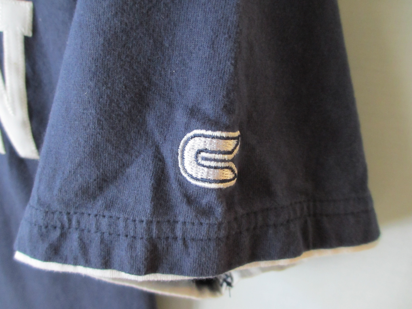 COLOSSEUM ATHLETICS 100% COTTON SOLID BLUES SHORT SLEEVE EMBELLISHED TEE*SZ M*