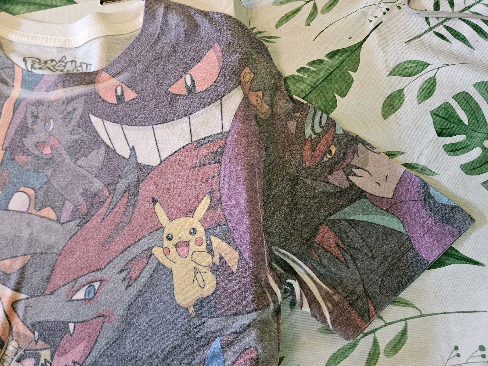 Pokémon 2015 All Over Character Print Tee Shirt Multi Size Small Retro (S)