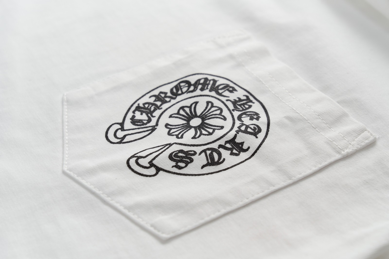 Chrome Hearts Horseshoe Logo Pocket T-Shirt Size S