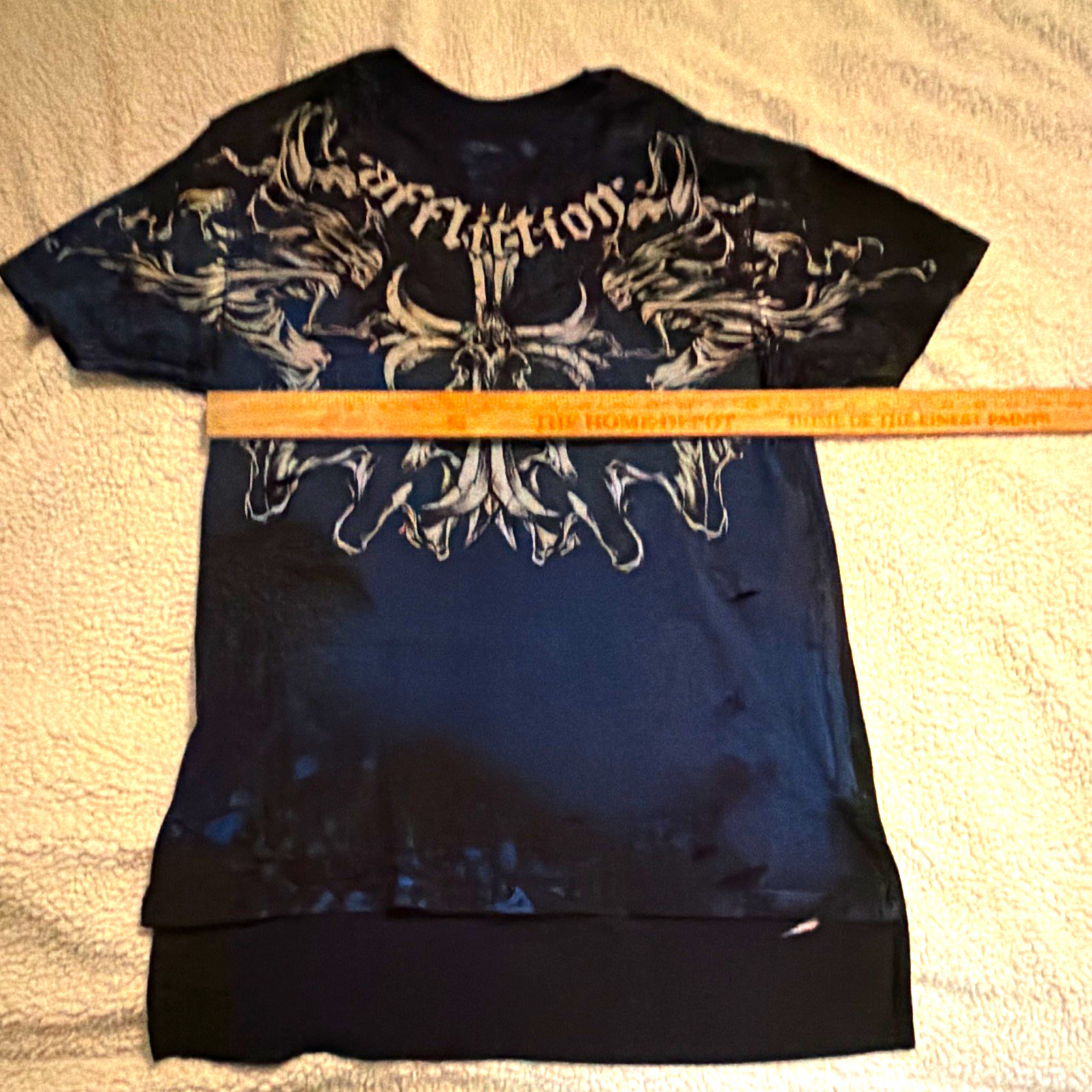 Affliction Men’s S Black/Blue/Gray Cross Graphic Print Crew Neck T-Shirt nwot