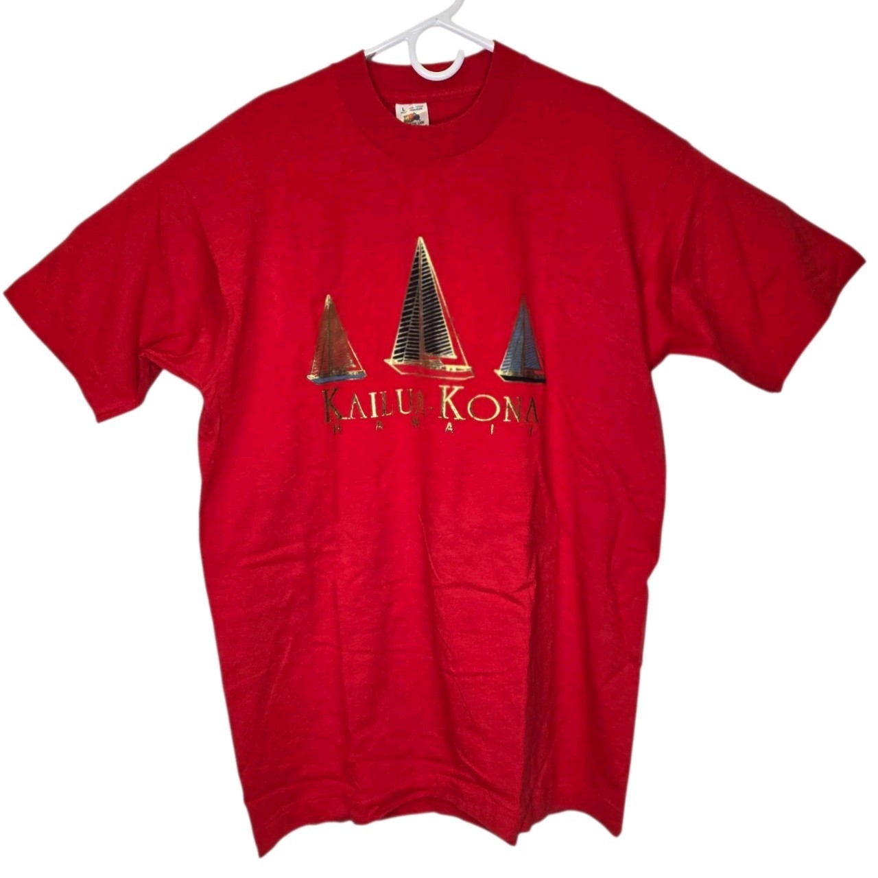 Vintage L Red Single Stitch Kailua Kona Hawaii T-Shirt FOL Gold Foil Sailboats