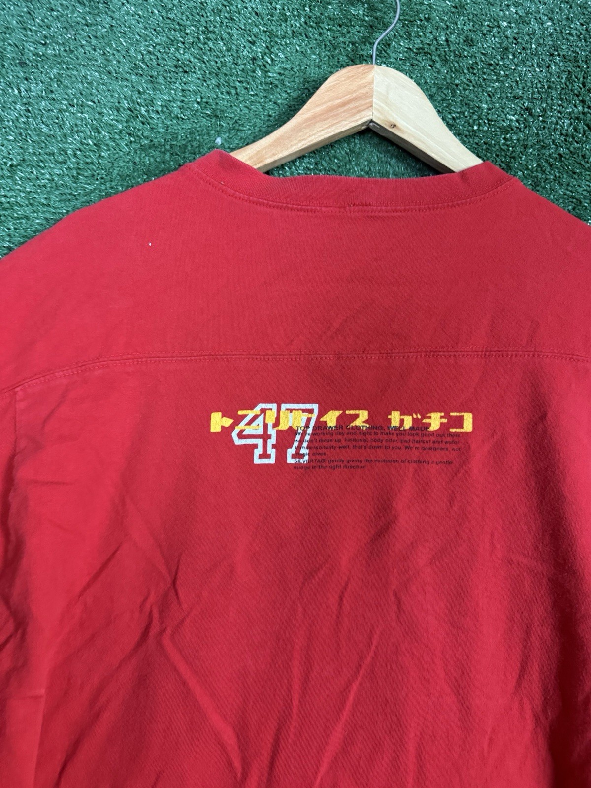 VTG Levis Silver tab 47 Top Drawer Clothing T Shirt Adult L Red Chinese Letter
