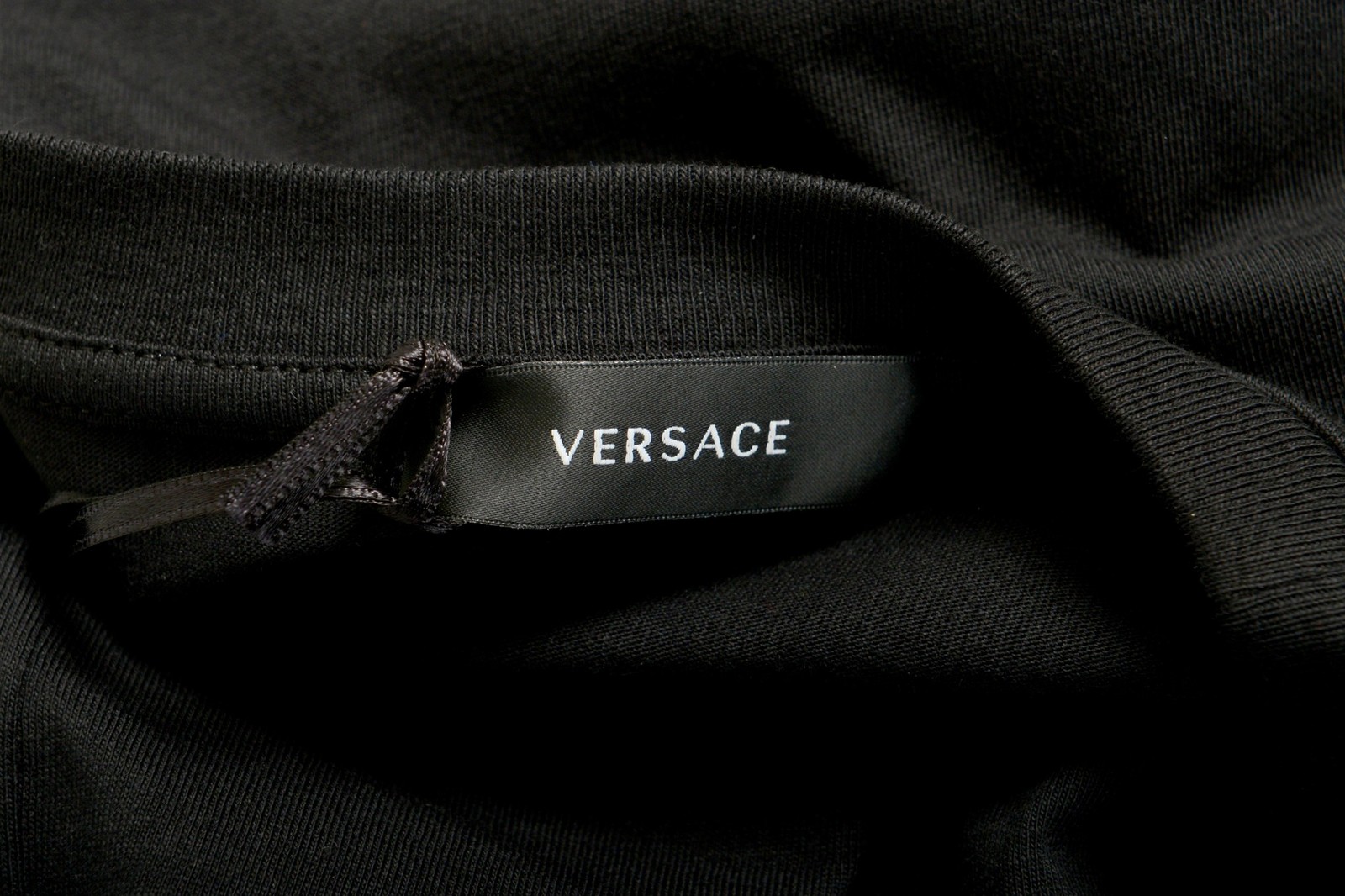 Versace Men’s Black Short Sleeve Gold Logo Embroidery T-Shirt US L IT 52