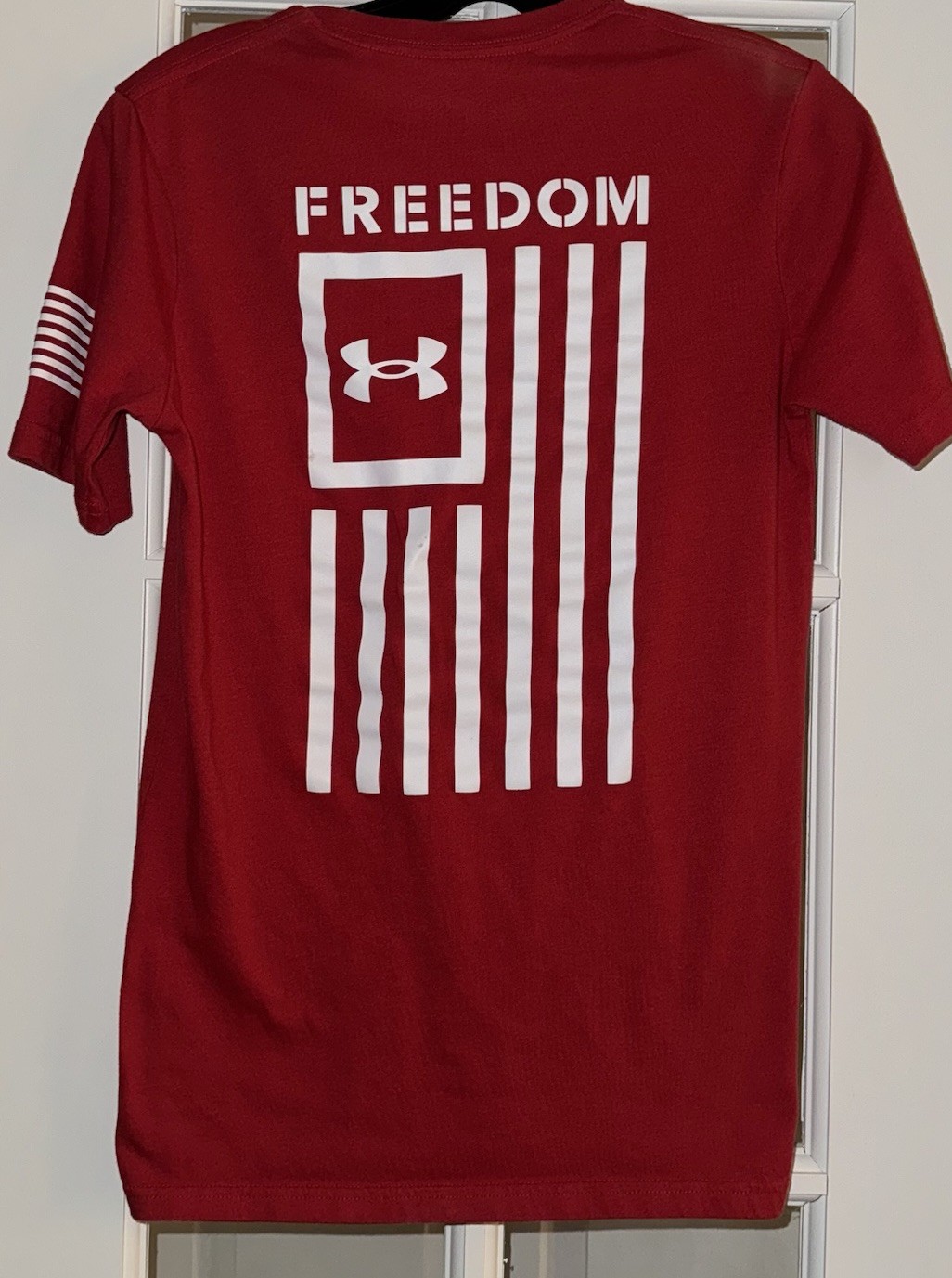 Under Armour 1370810 Men’s Athletic UA Freedom Flag T-Shirt Short Sleeve Tee XS