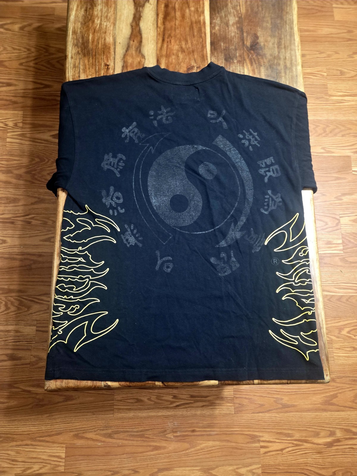 Dqrc Sport/Bruce Lee Collab Men’s Black Graphic Men’s Tee. Size Medium
