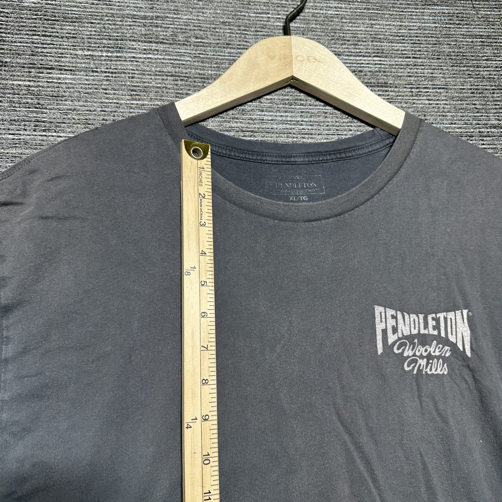Pendleton Shirt Men’s XL Black Short Sleeve Wooden Mills Faded