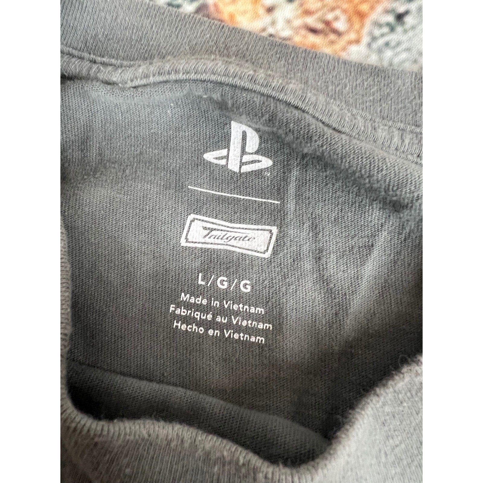 PlayStation PS5 Long Sleeve Gray Shirt Men’s Size L/G Gaming Top