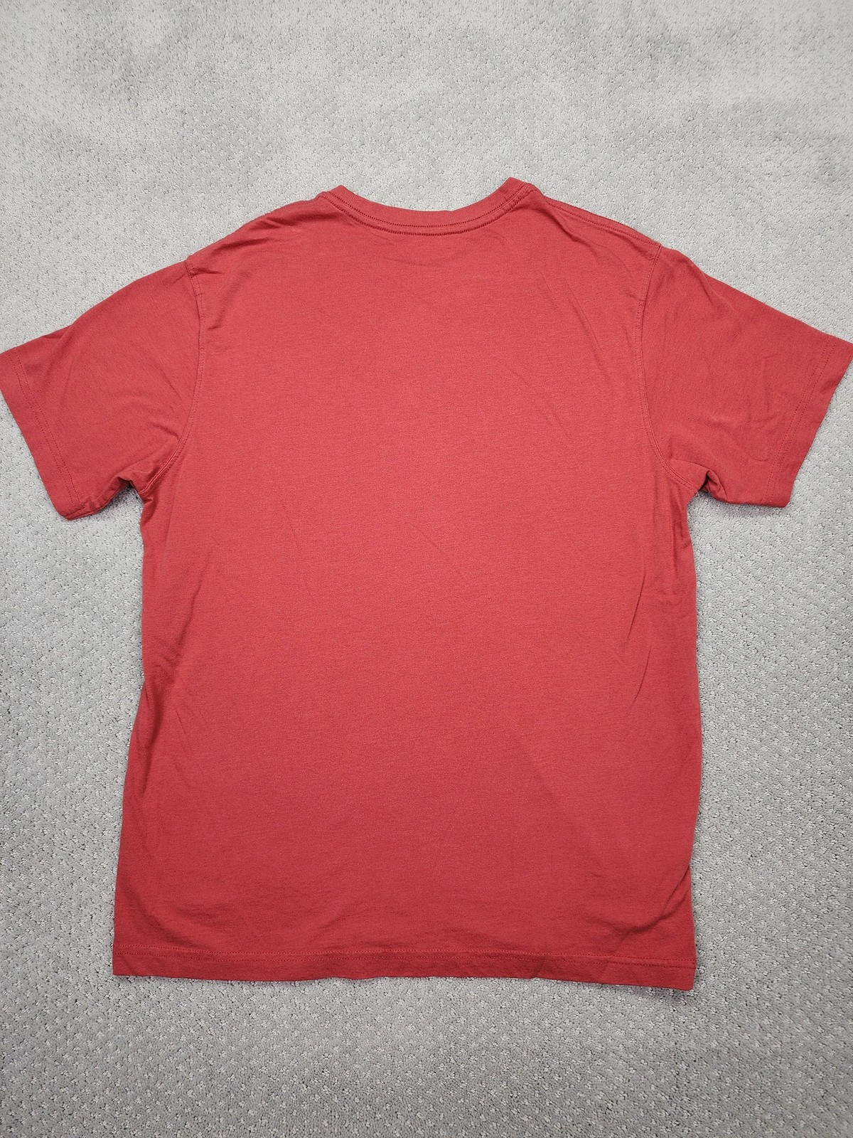 Eddie Bauer Shirt Mens Large Red Solid Tagless Logo Crewneck Tee Cotton Blend