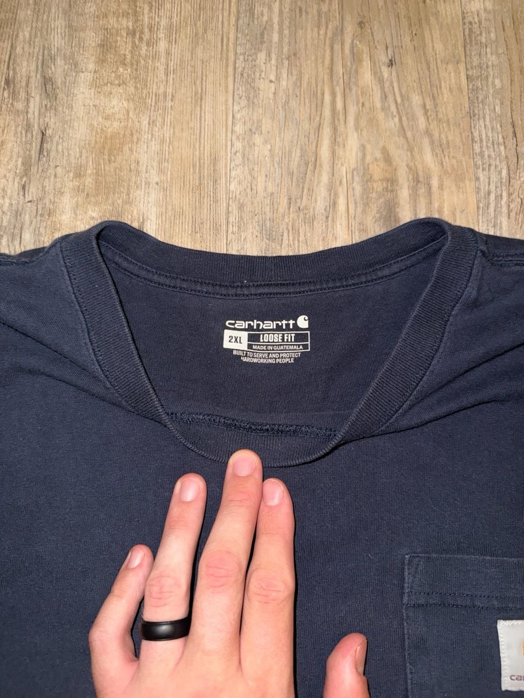 Vintage Carhartt Loose Fit Heavyweight Short Sleeve Pocket T-Shirt Navy Blue
