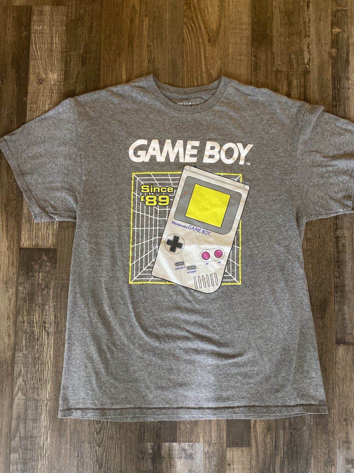 Game Boy Gray Nintendo Retro Video Games Graphic Print Crew Neck T-Shirt Men’s