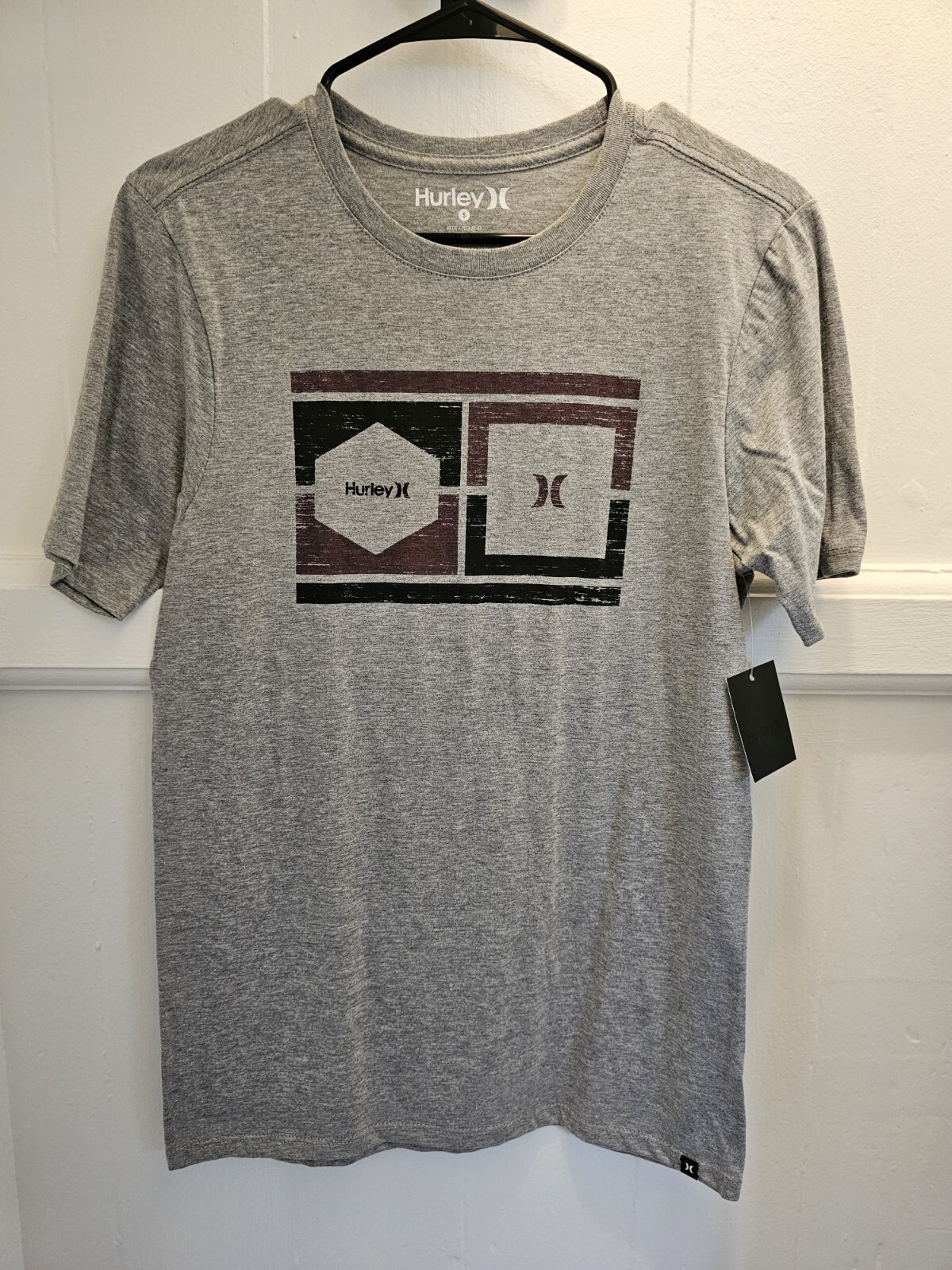 Hurley T-shirt Mens Small Gray Short Sleeve Surfing Skateboarding Tee Logo New