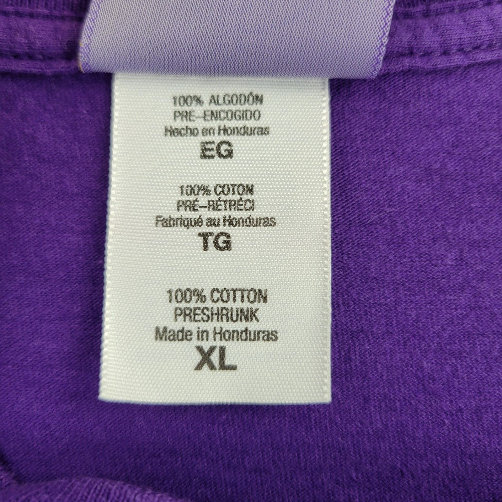 Disney Aladdin Shirt Mens XL Purple Graphic Genie Lamp