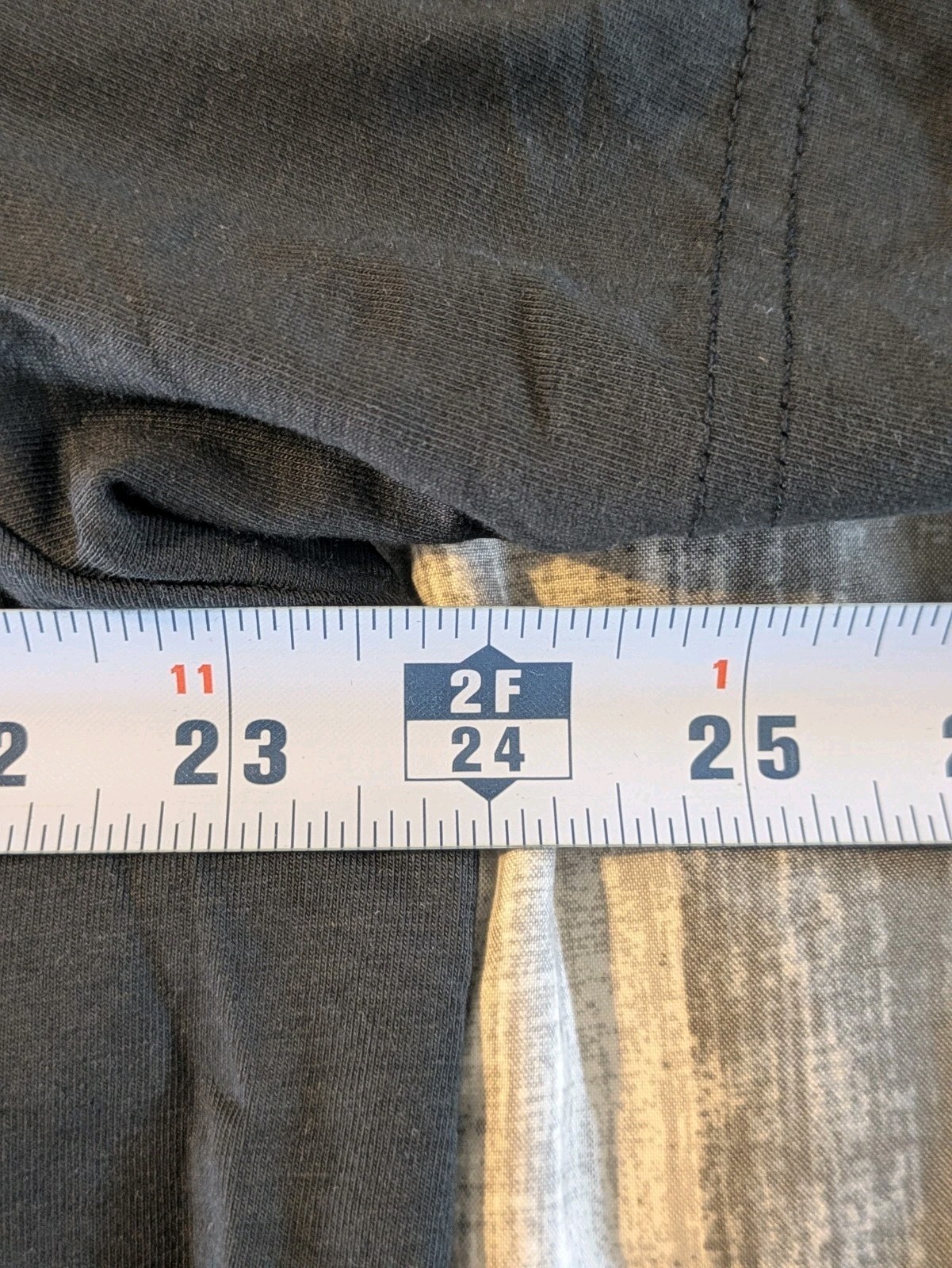 Rhone Men’s Gray Solid V-Neck Short Sleeve T-Shirt- XXL (NWOT)