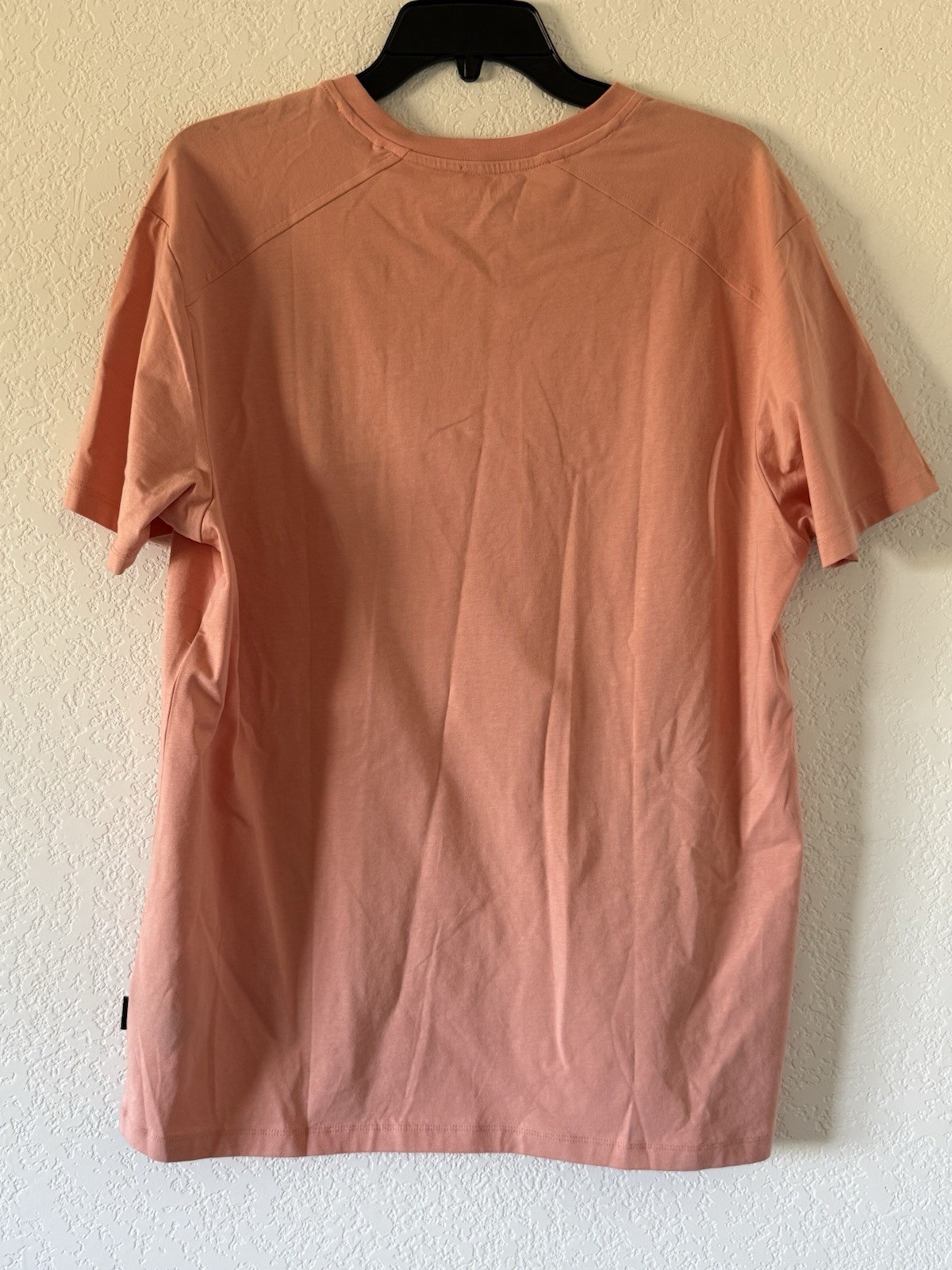 Kenneth Cole Large Knit V-Neck T-Shirt Peach Bloom Soft $49