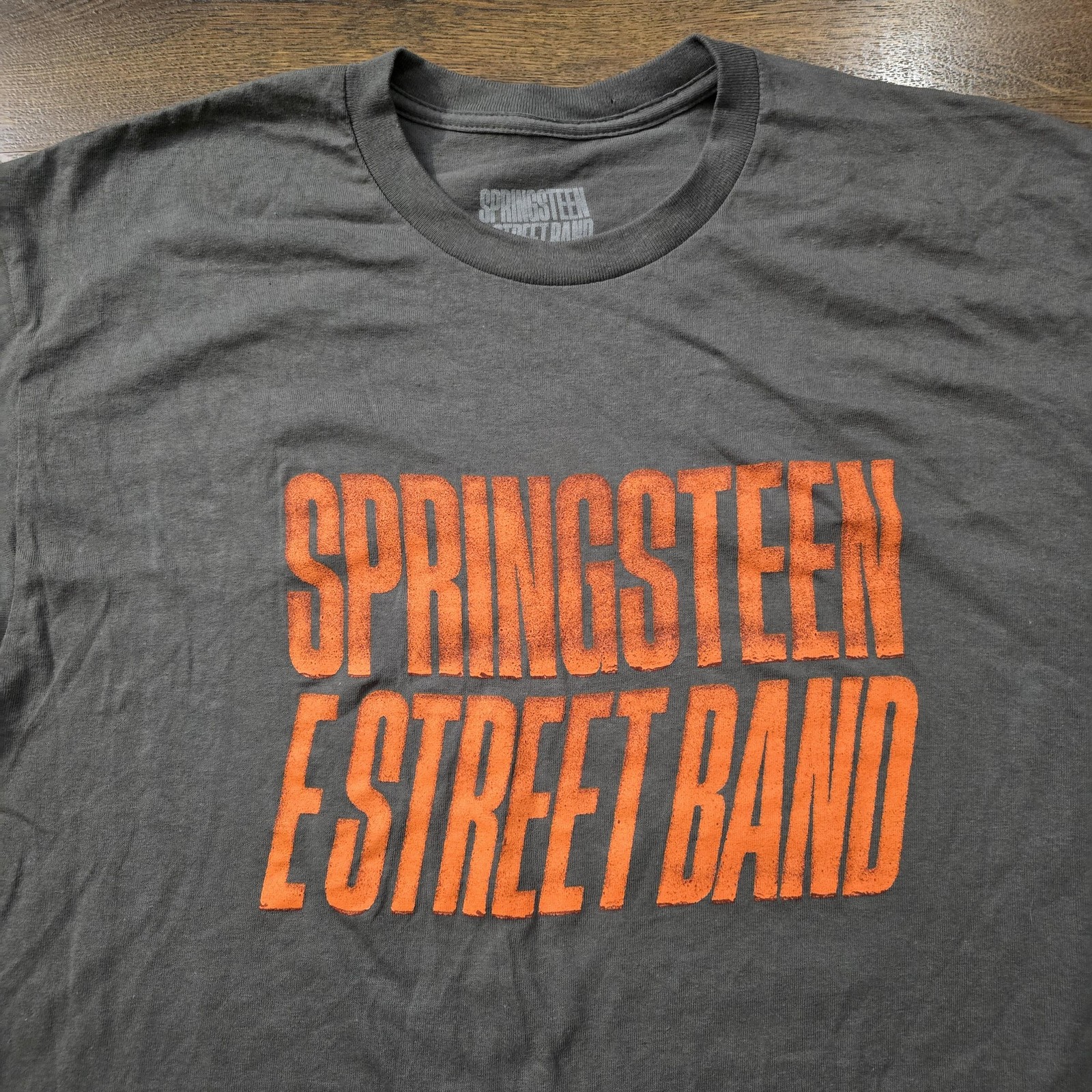 Springsteen E Street Band Shirt Mens Large Gray 2024 On Tour Concert Tee