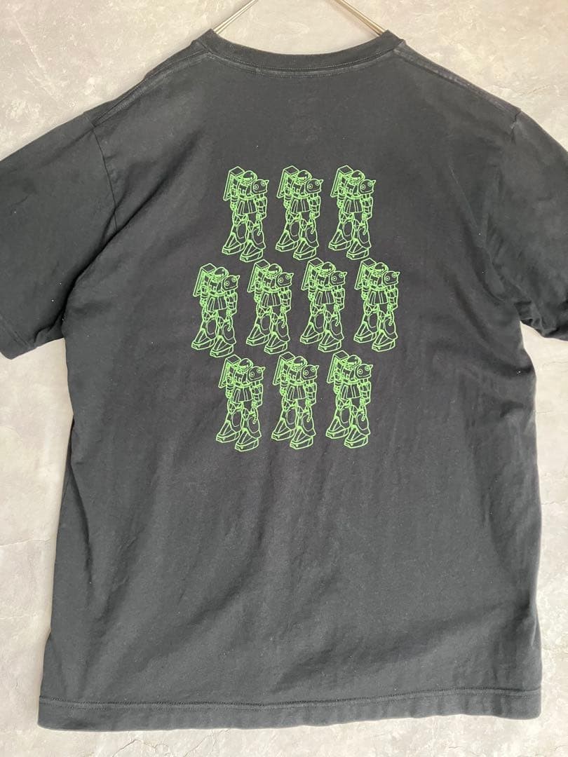 UNIQLO ZAKU II T Shirt Black L Anime GUNDAM Casual Cotton Authentic