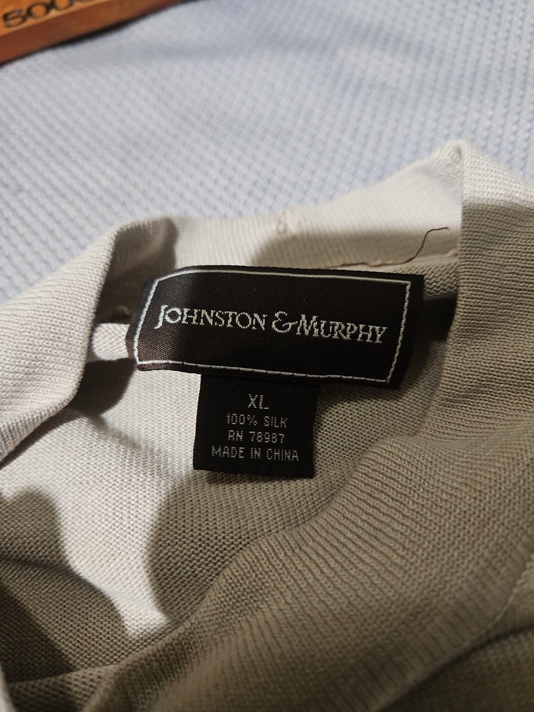 Johnston Murphy Shirt Mens XL Beige Silk Ribbed Raglan Sleeve Casual Luxury Tee