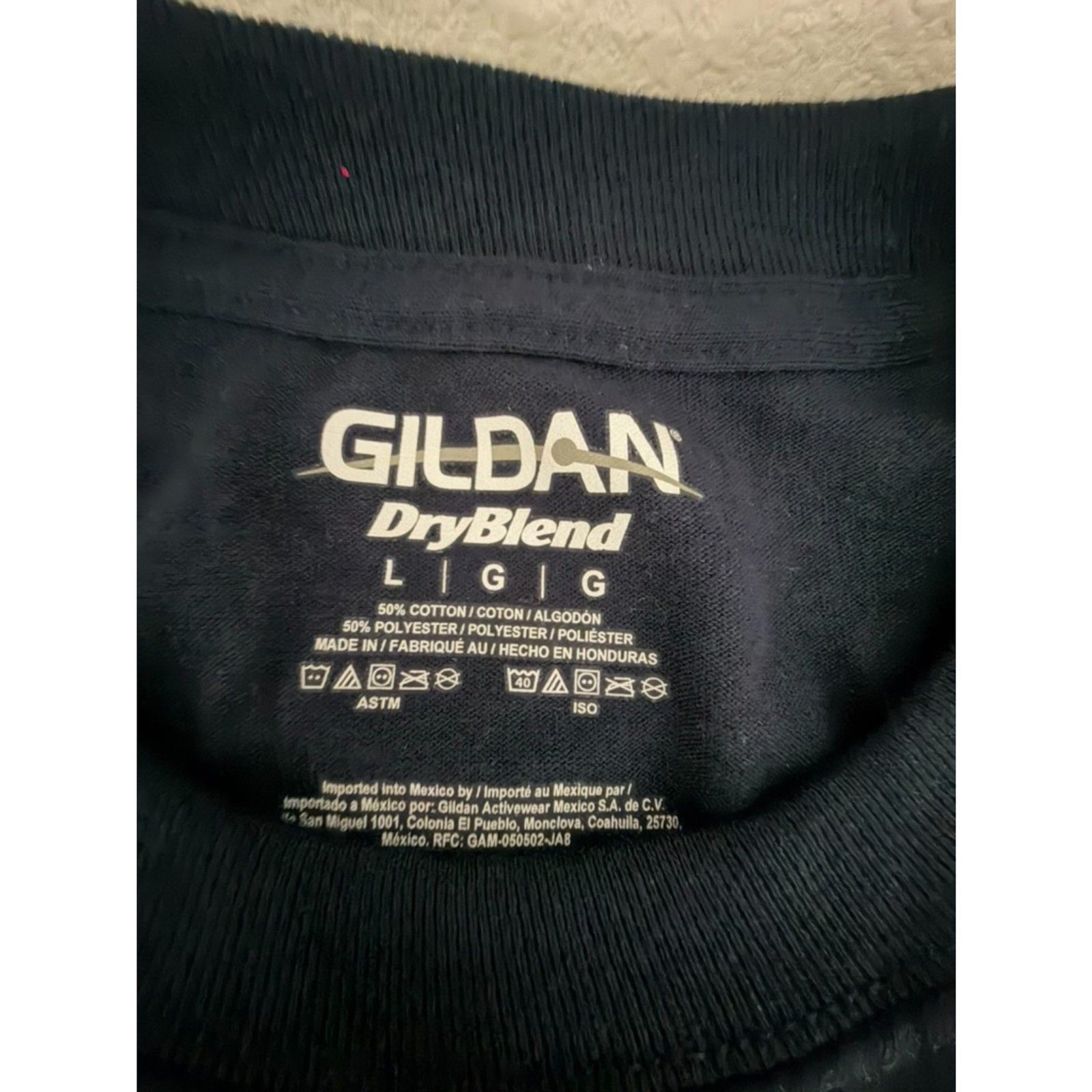 Gildan dry blend Large long sleeve tee