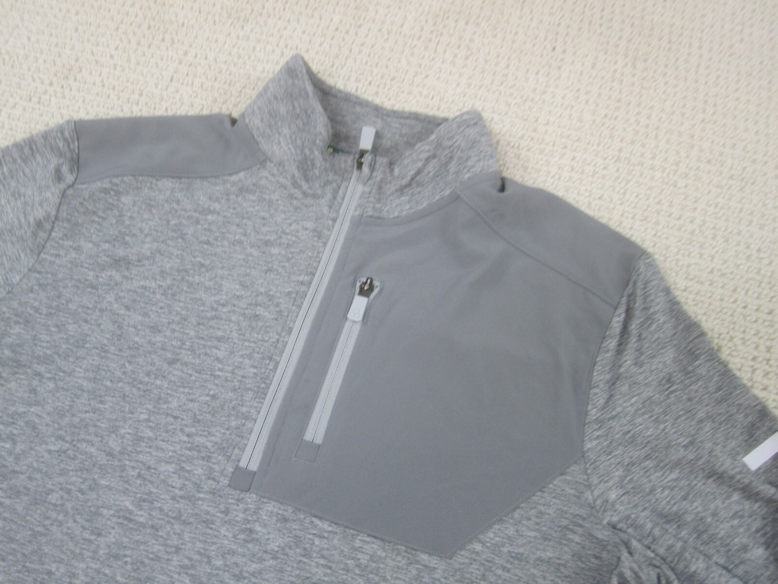 Tek Gear Shirt Mens Medium Gray 1/4 Zip Pullover Polyester Spandex Athletic