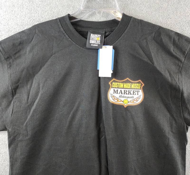 Market Studios Smiley Burnt Rubber Graphic Tee Men’s XL Pirate Black Pullover