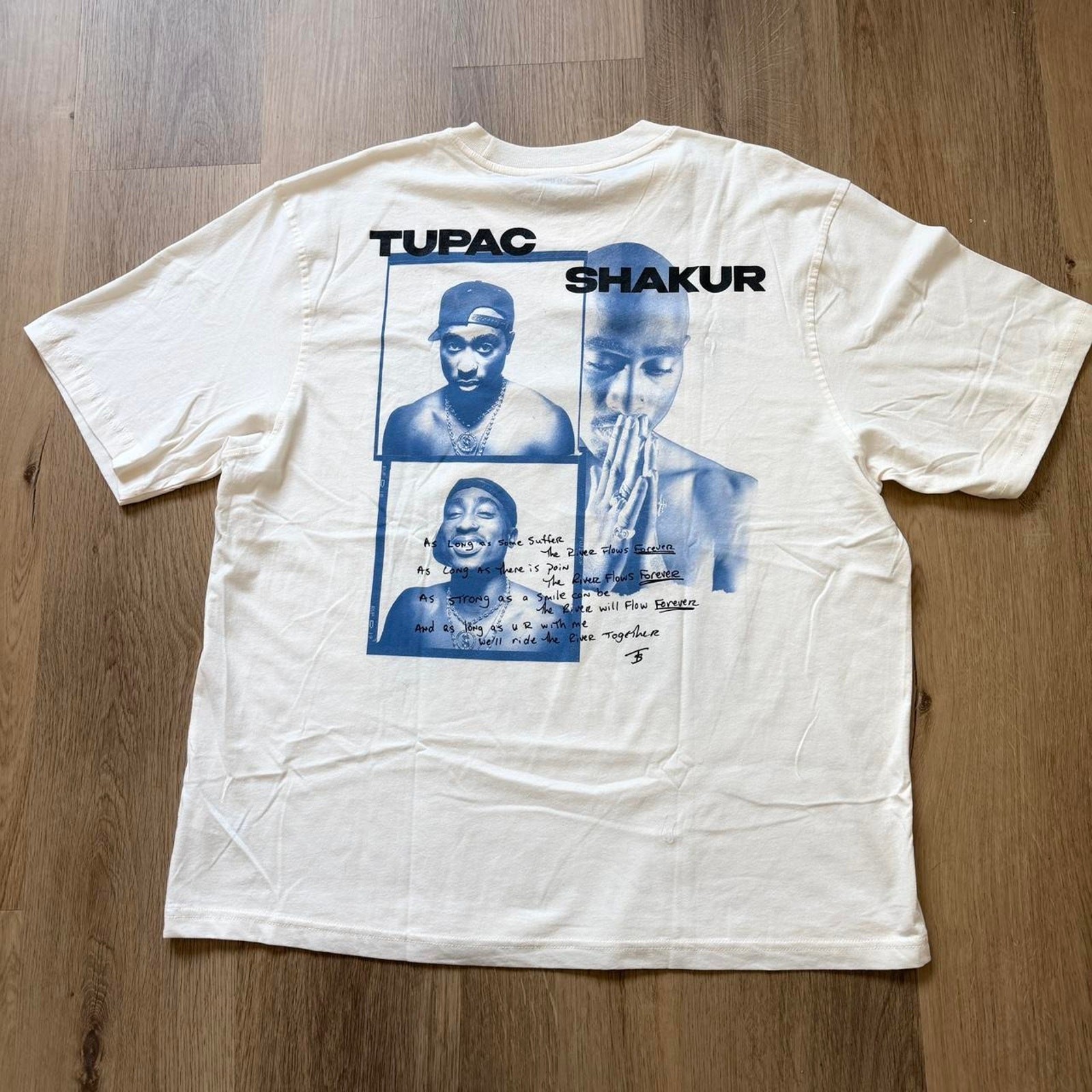 Old Navy Tupac Shakur Graphic T-Shirt Size L White Streetwear Rap Tee