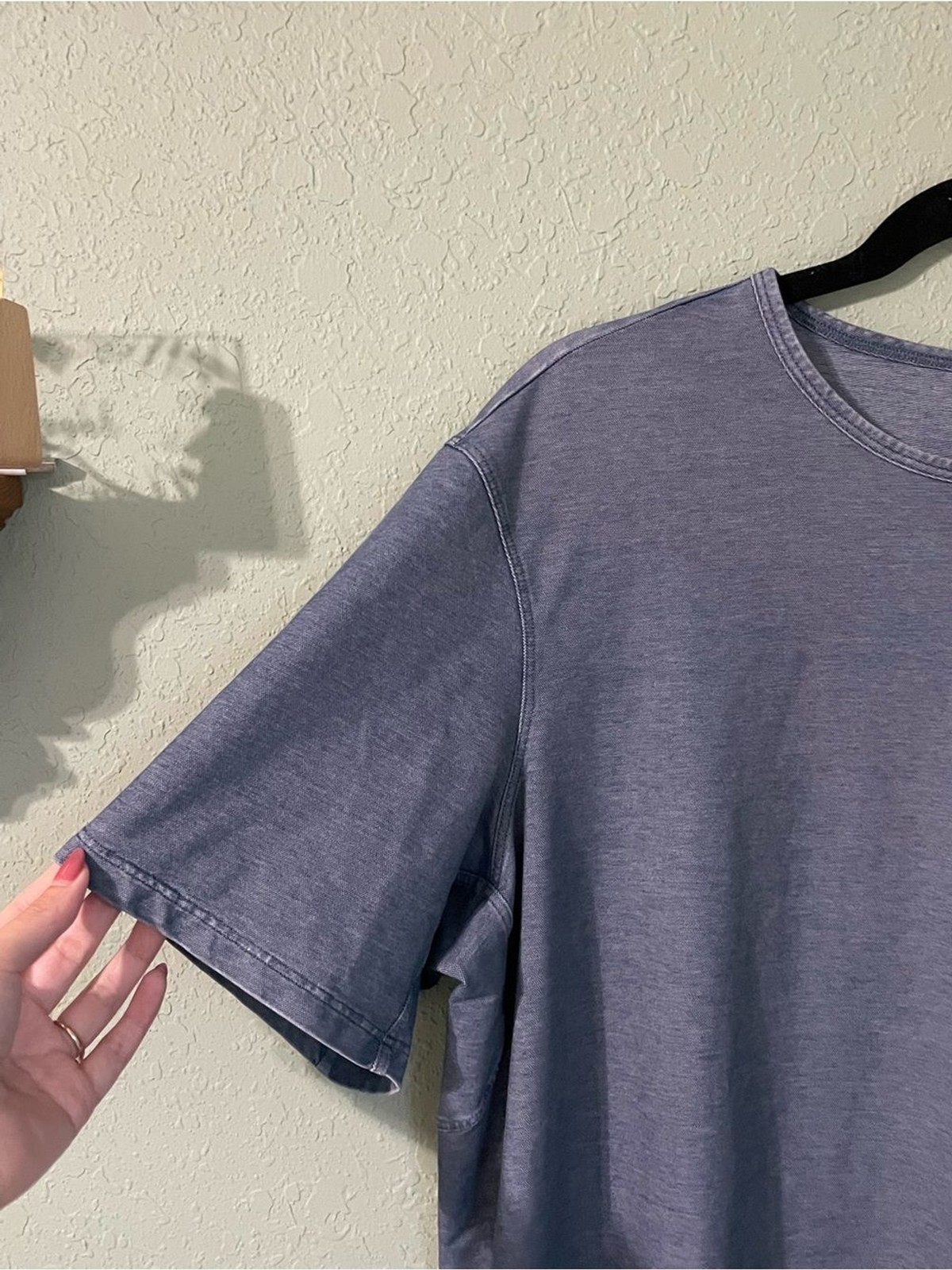Men’s Lululemon Commission Short Sleeve T Shirt Size Large Blue