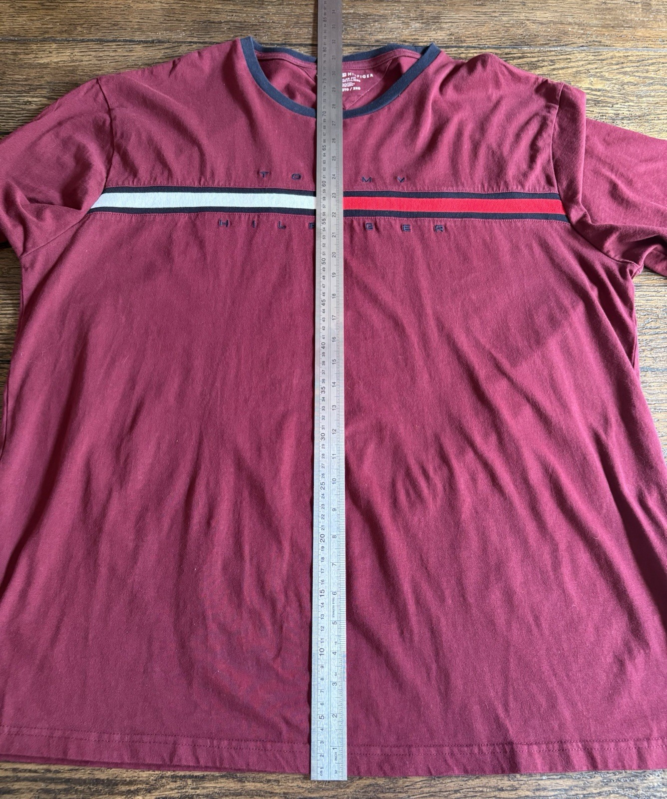 Tommy Hilfiger Men’s Burgundy Colorblock Logo Crew Neck Cotton Knit Tee 3XL
