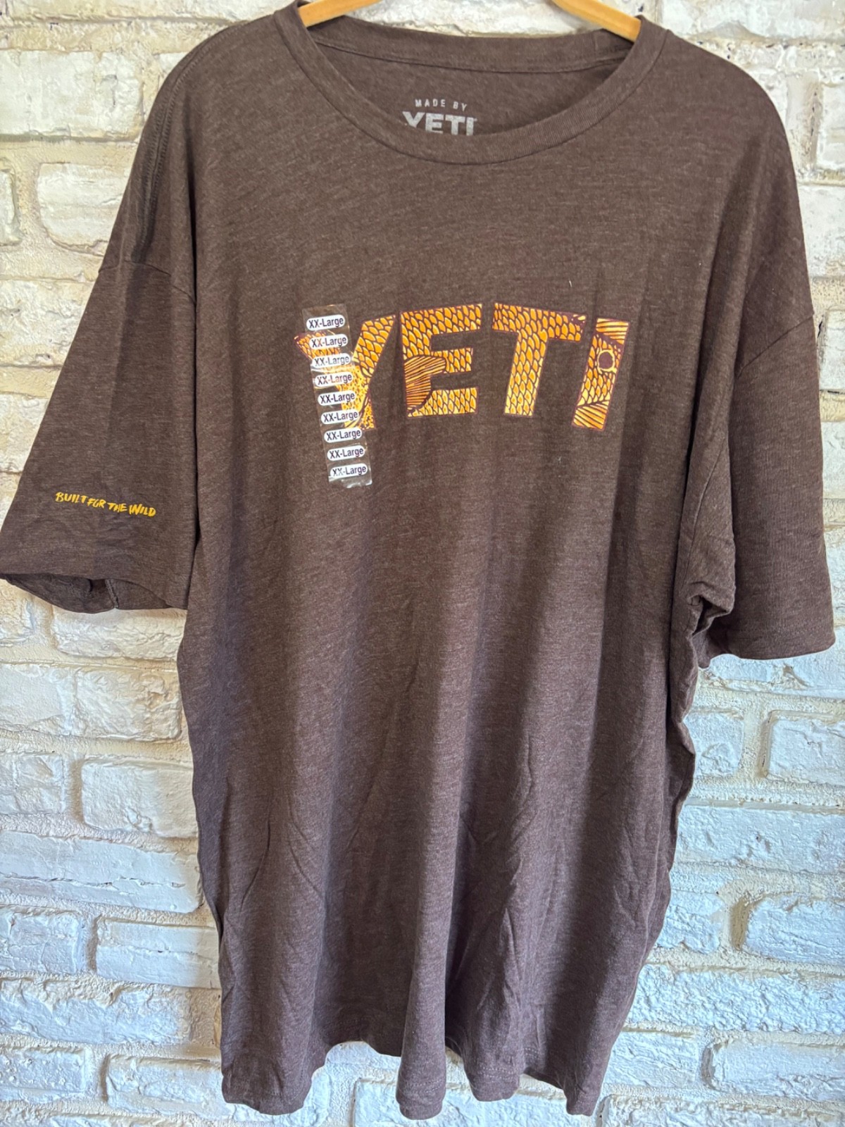 NEW Yeti Men’s Brown Fish Short Sleeve T-Shirt 2XL NWOT