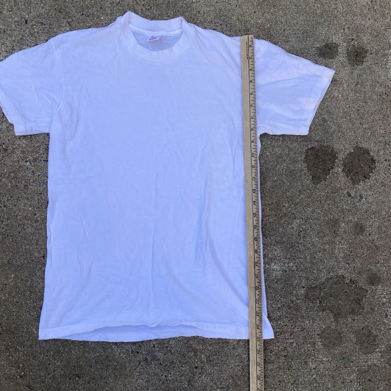 Vintage 90s Hanes Classics Plain White Tee Shirt Medium Single Stitch Blank