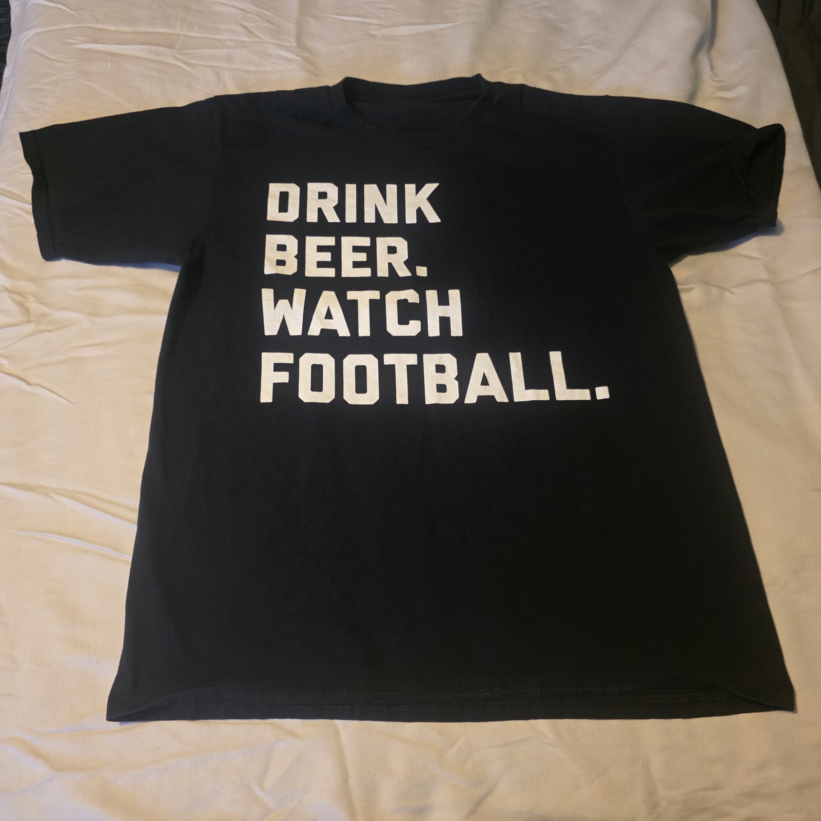 Men’s L Black Drink Beer Watch Football Graphic Print Crew Neck Short Sleeve Tee