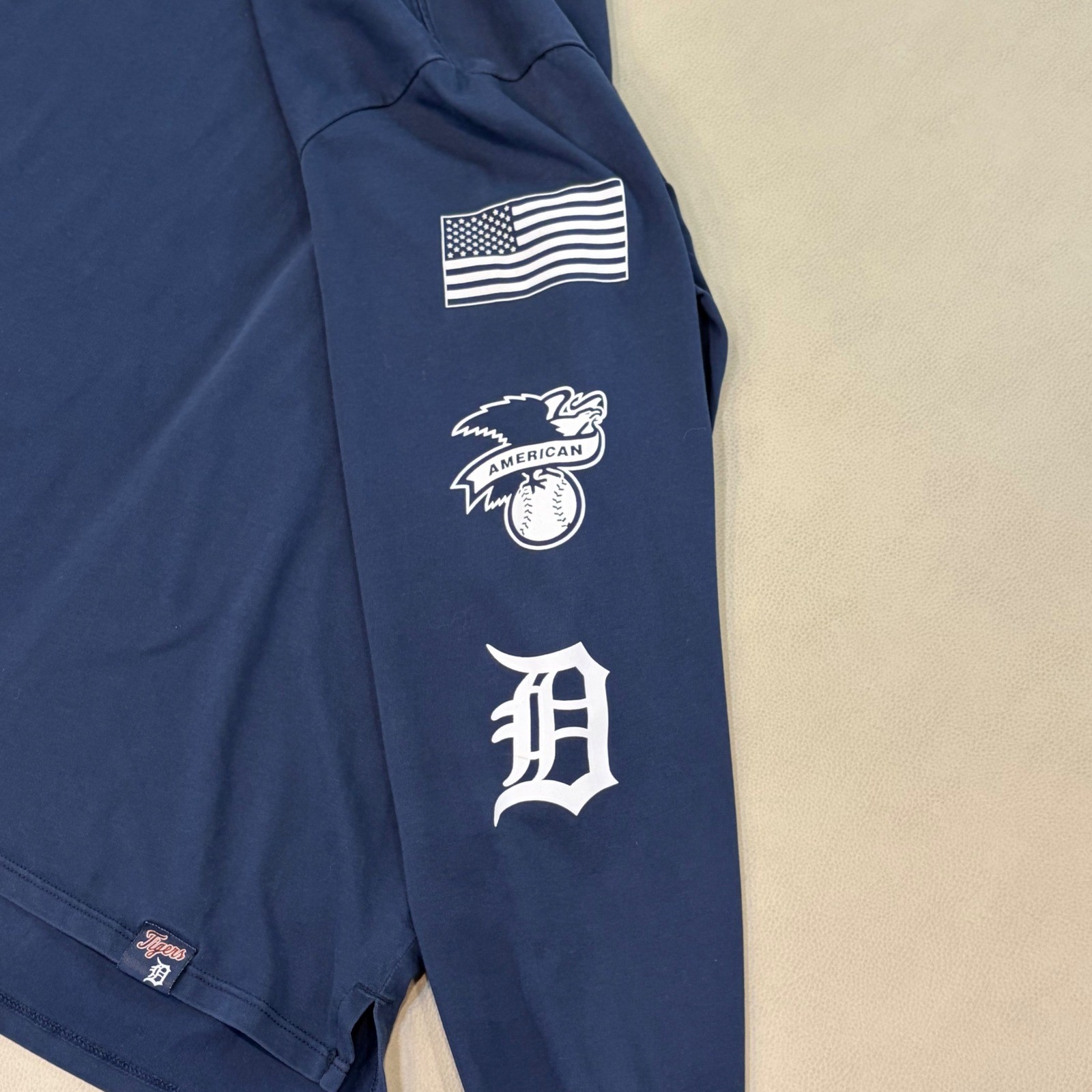 Nike Detroit Tigers Mens Medium Long Sleeve Dri-FIT Shirt Navy Blue MLB Baseball
